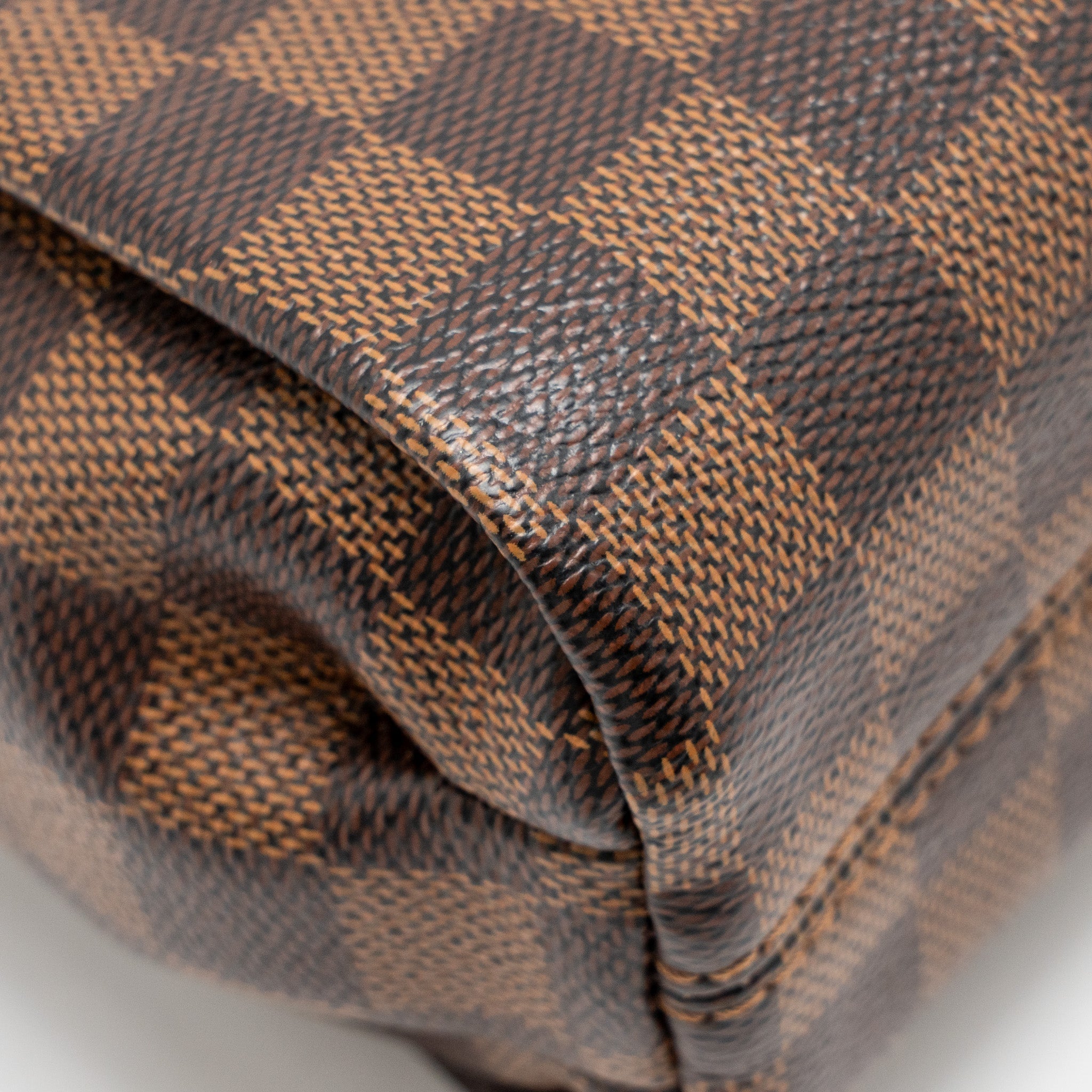 LOUIS VUITTON CROISETTE DAMIER EBENE CANVAS GHW