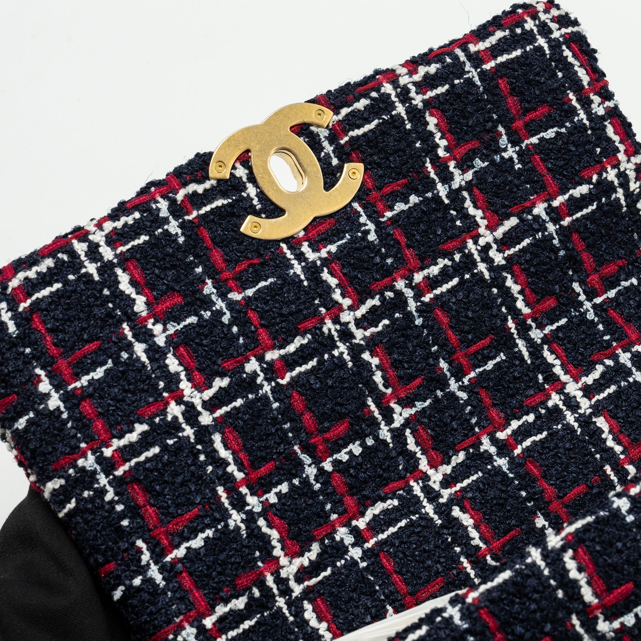 CHANEL SMALL 19 BAG TWEED MULTICOLOUR WITH MULTICOLOUR HARDWARE