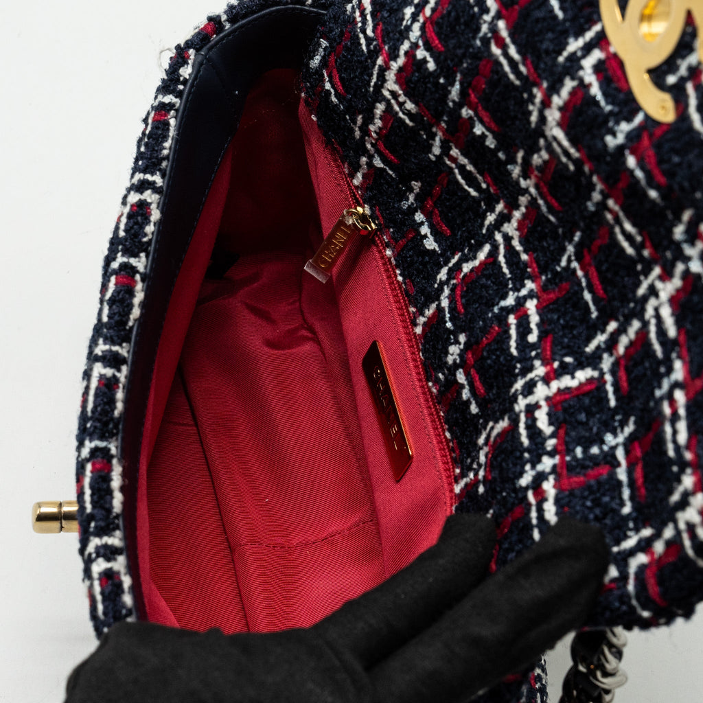 CHANEL SMALL 19 BAG TWEED MULTICOLOUR WITH MULTICOLOUR HARDWARE