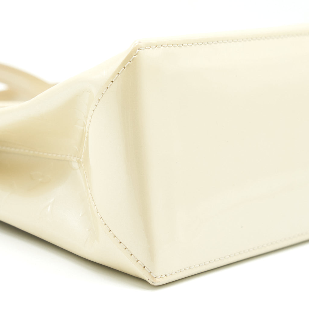 LOUIS VUITTON BEIGE MONOGRAM VERNIS WILSHIRE PM BAG