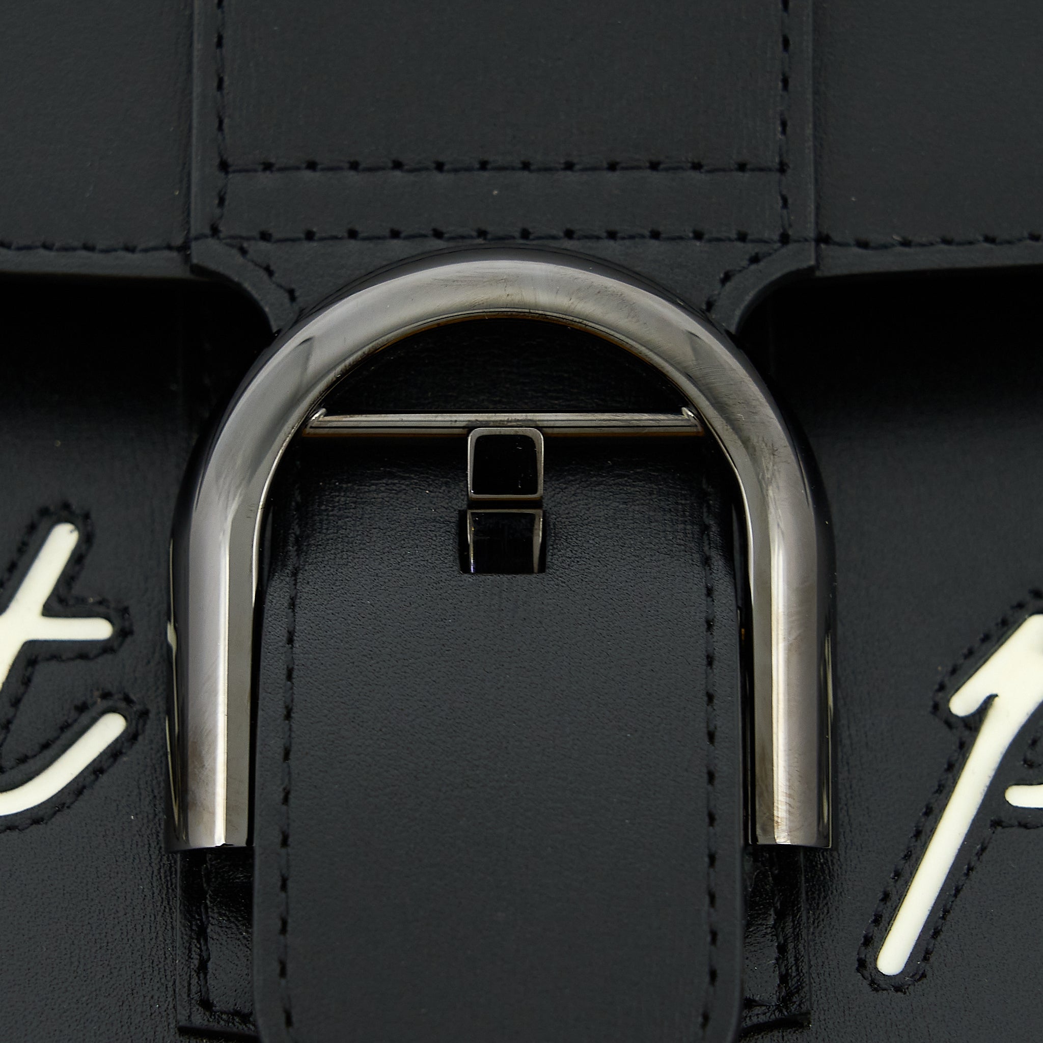 DELVAUX L’HUMOUR BRILLANT CECI N'EST PAS UN DELVAUX BAG BLACK