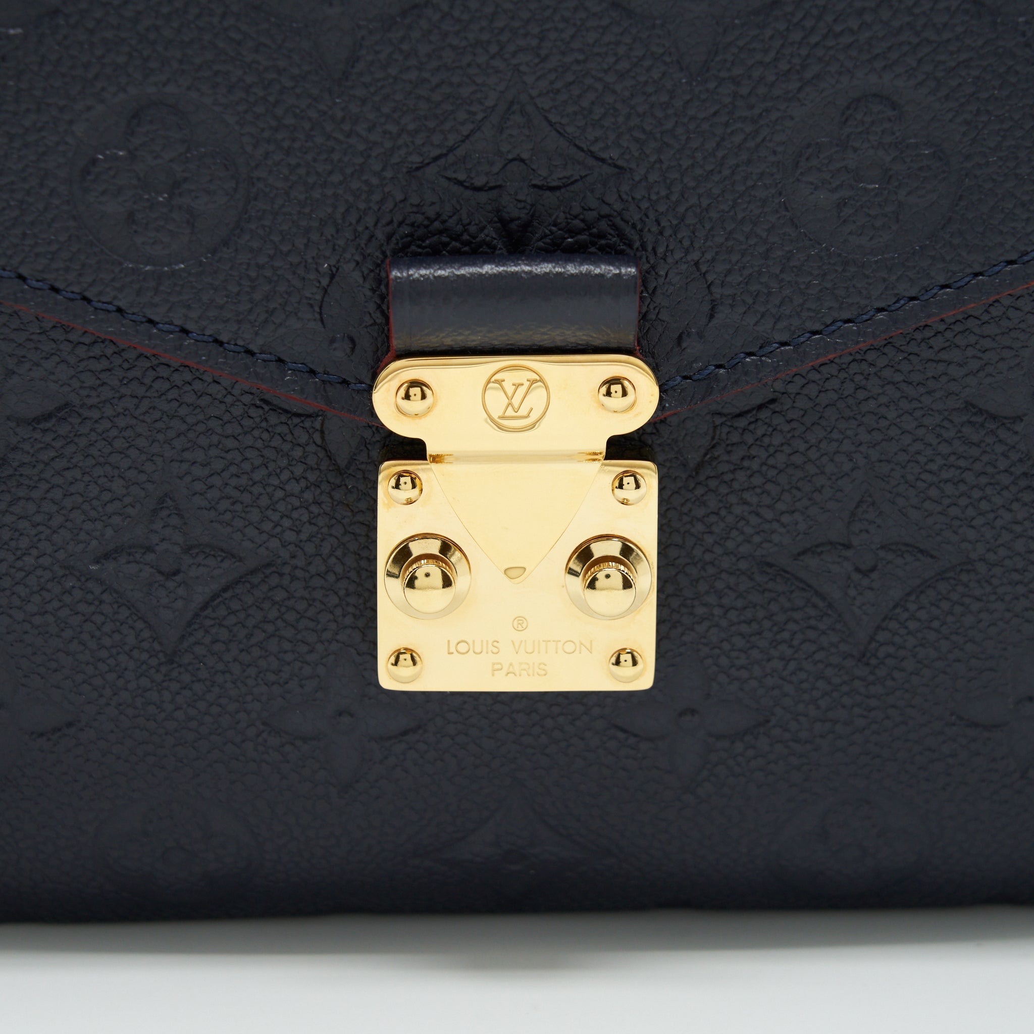 LOUIS VUITTON POCHETTE MÉTIS MONOGRAM EMPREINTE MARINE ROUGE GHW