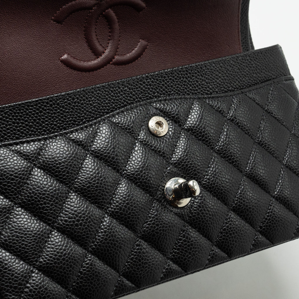 CHANEL SMALL CLASSIC DOUBLE FLAP BAG CAVIAR BLACK SHW (MICROCHIP)
