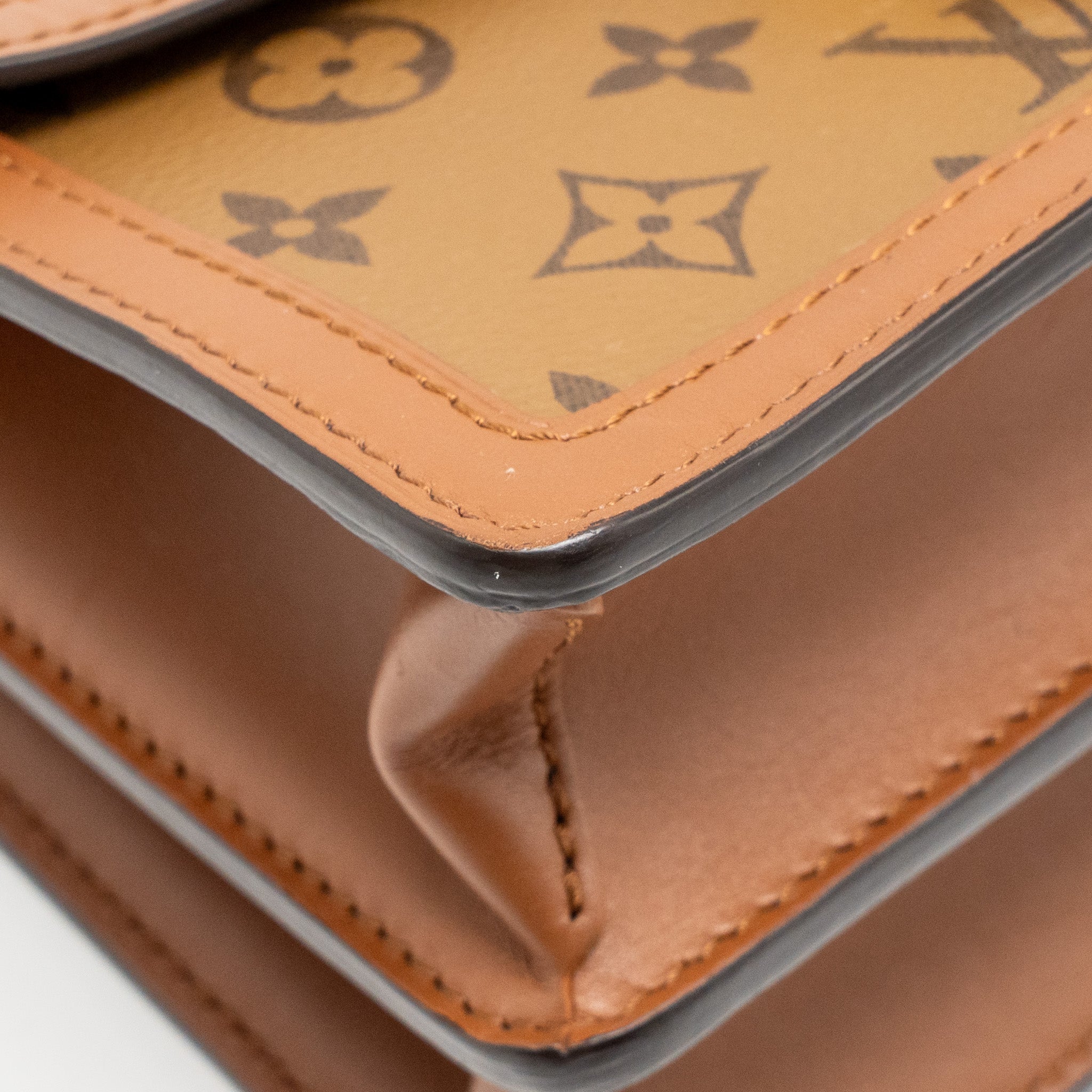 LOUIS VUITTON DAUPHINE MM MONOGRAM / MONOGRAM REVERSE CANVAS GHW