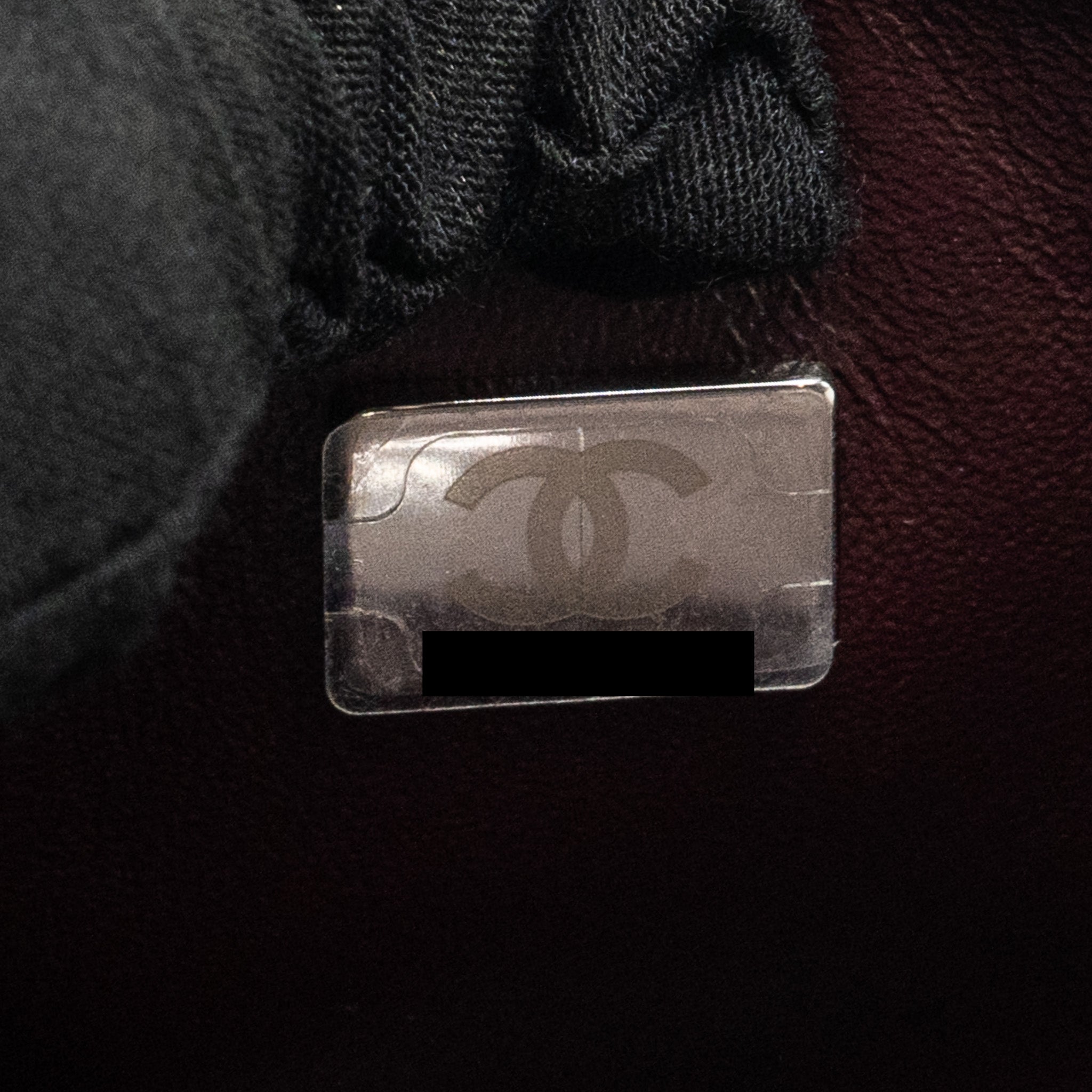 CHANEL SMALL CLASSIC DOUBLE FLAP BAG CAVIAR BLACK SHW (MICROCHIP)