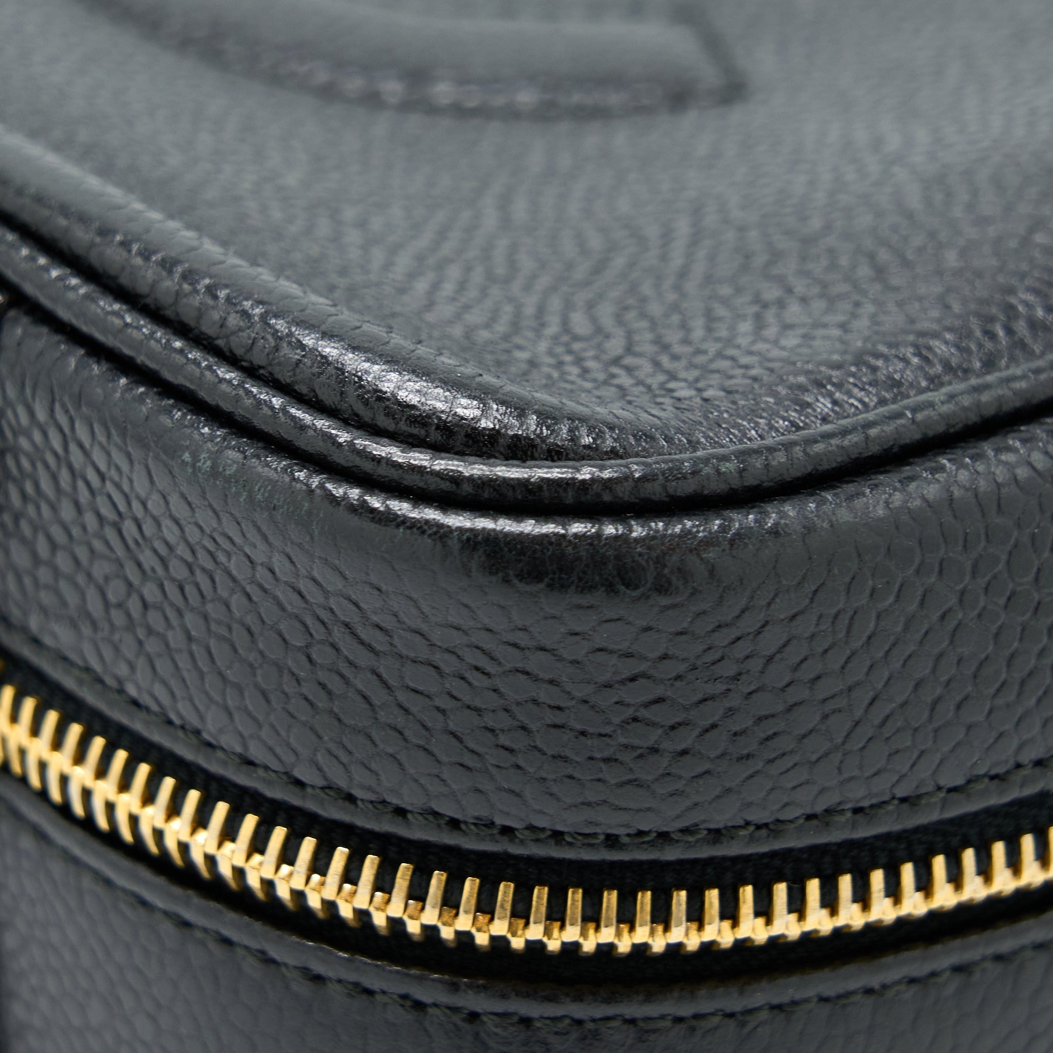 CHANEL VINTAGE CC LOGO VANITY CAVIAR BLACK GHW