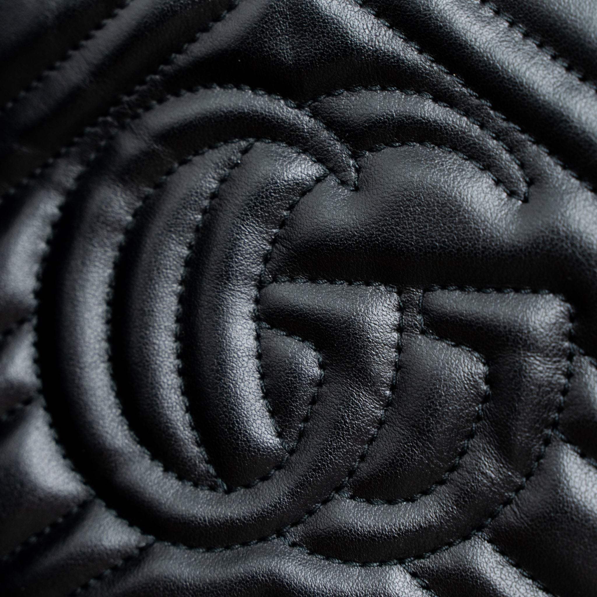 GUCCI GG MARMONT MATELASSE MINI BAG CALFSKIN BLACK GHW