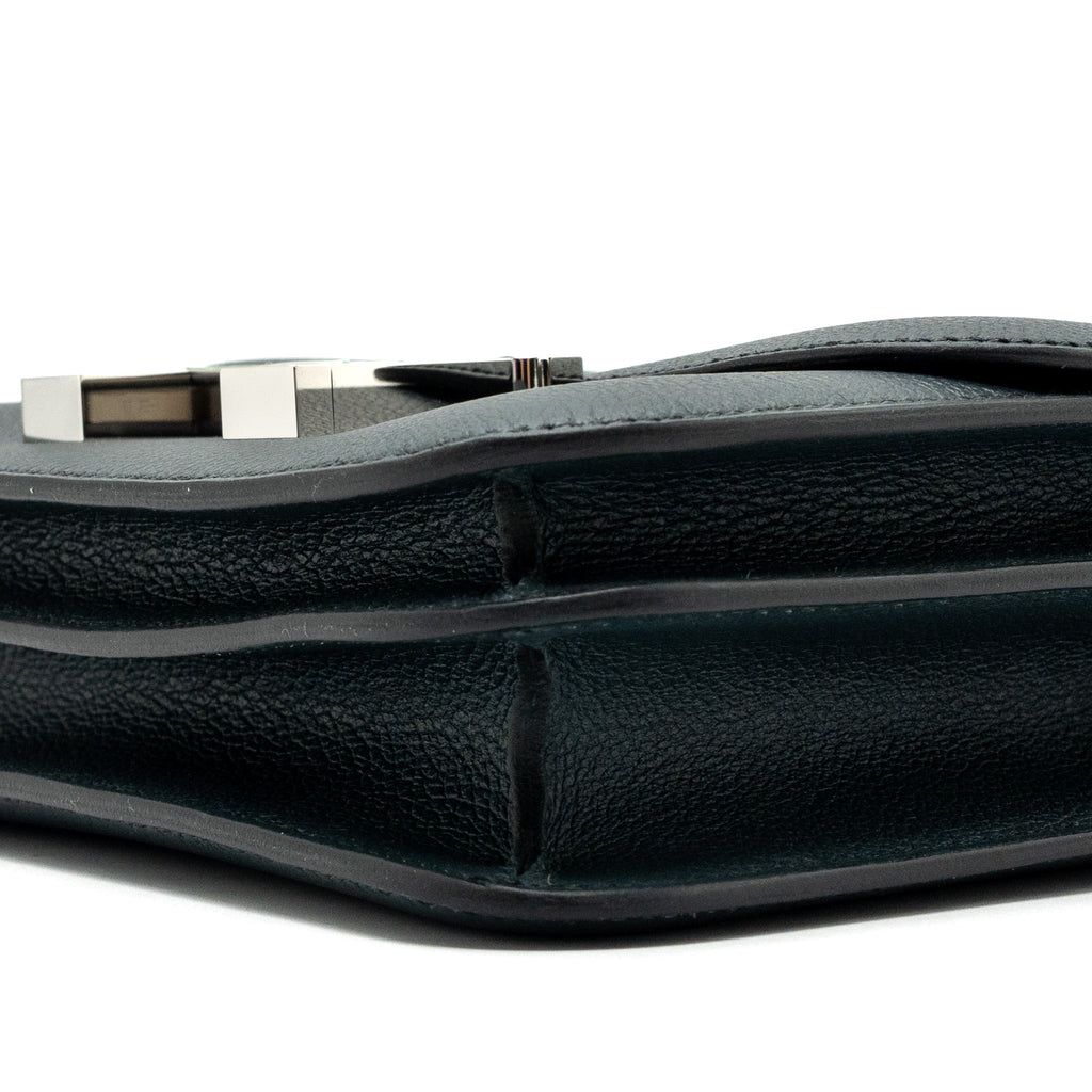 HERMES MINI CONSTANCE EVERCOLOR / ALLIGATOR BUCKLE VERT ROUSSEAU / VERT JADE SHW