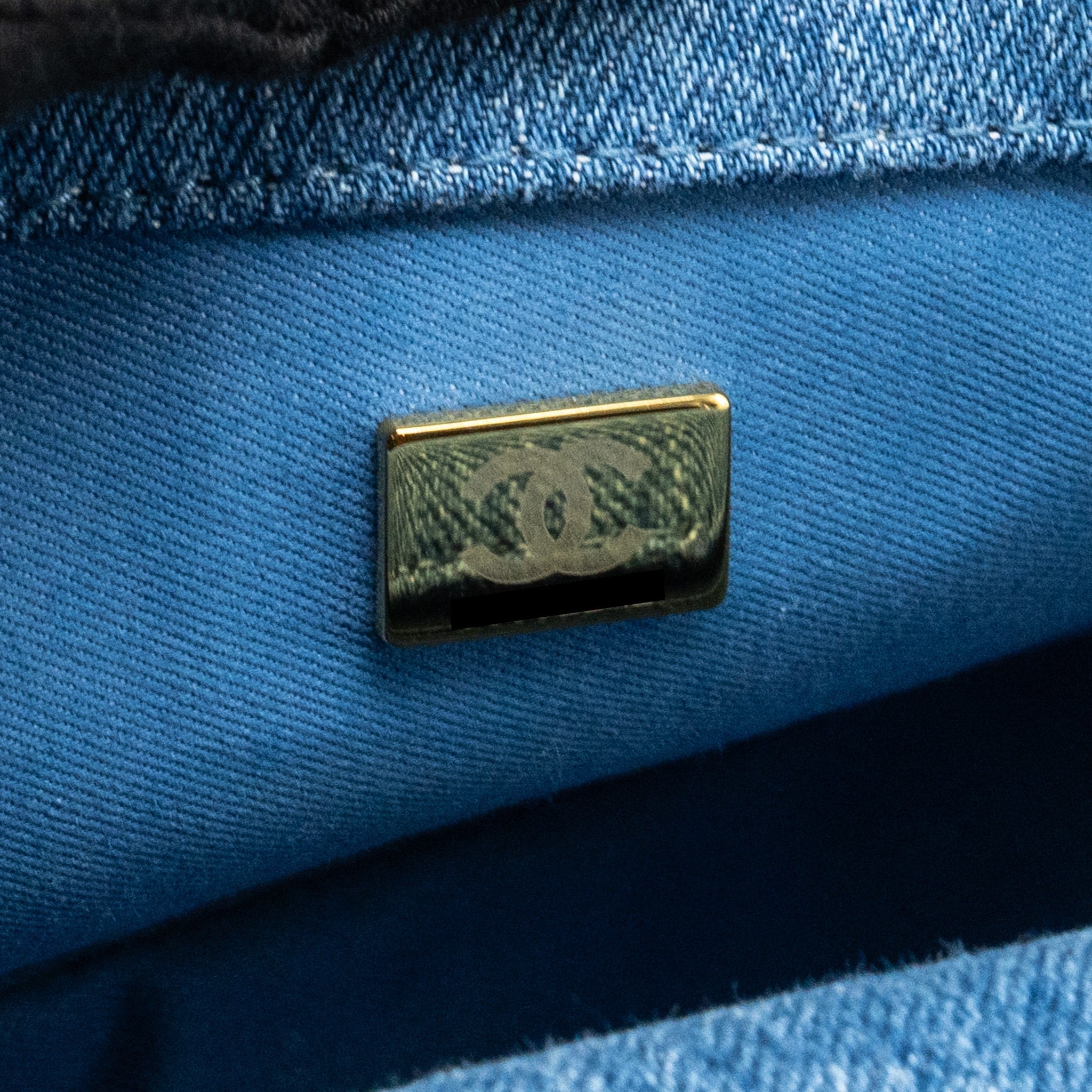 CHANEL 22P FLAP BAG DENIM BLUE GHW (MICROCHIP)