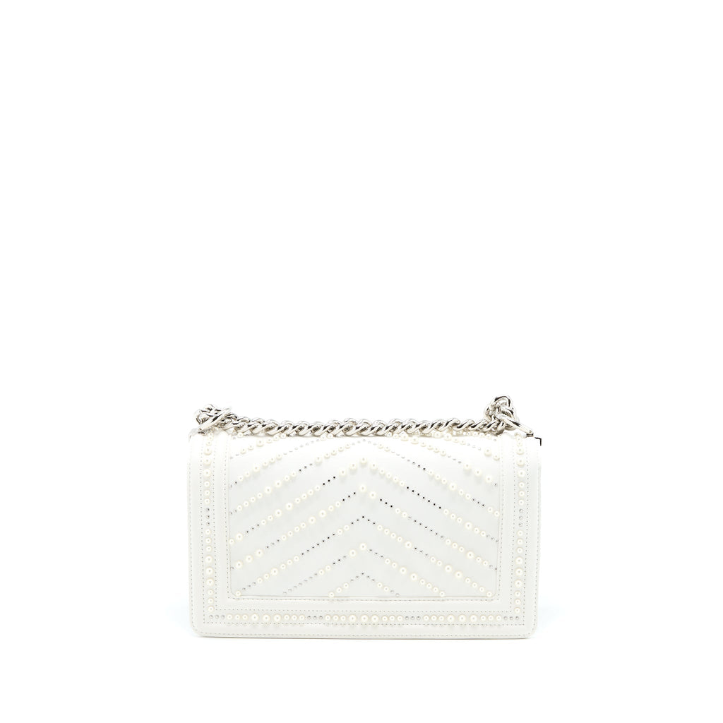 CHANEL MEDIUM BOY BAG CHEVRON LIMITED LAMBSKIN WITH PEARL WHITE SHW