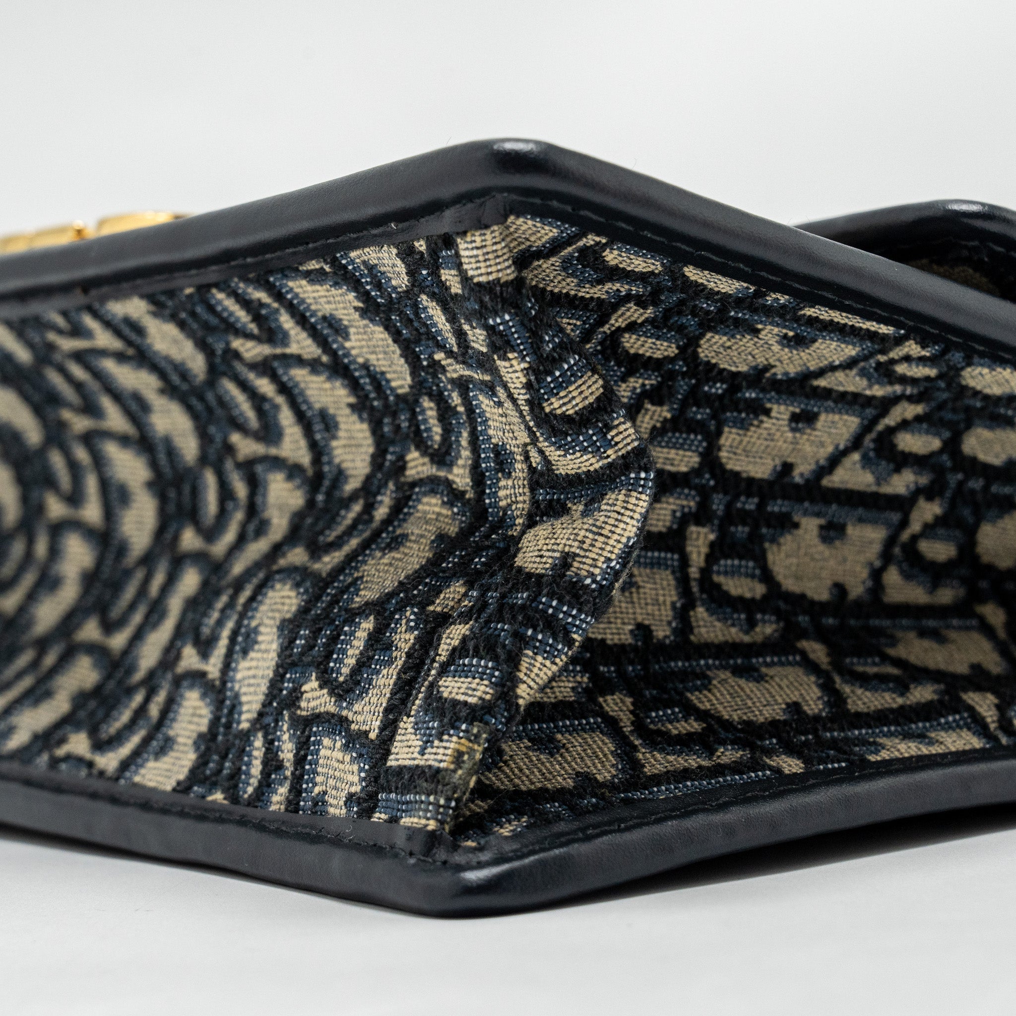 DIOR 30 MONTAIGNE CHAIN BAG OBLIQUE JACQUARD BLUE GHW