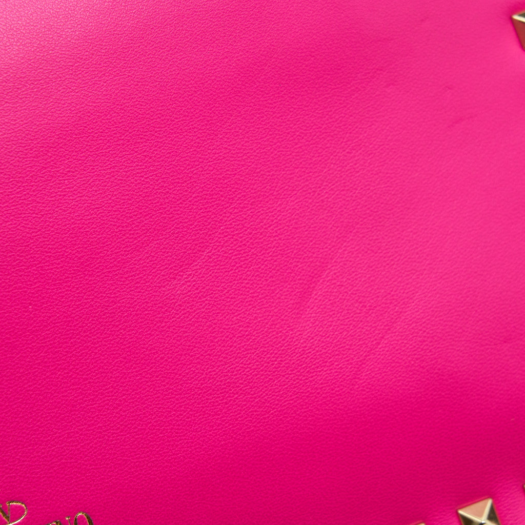 VALENTINO ROCKSTUD CLUTCH PINK GHW
