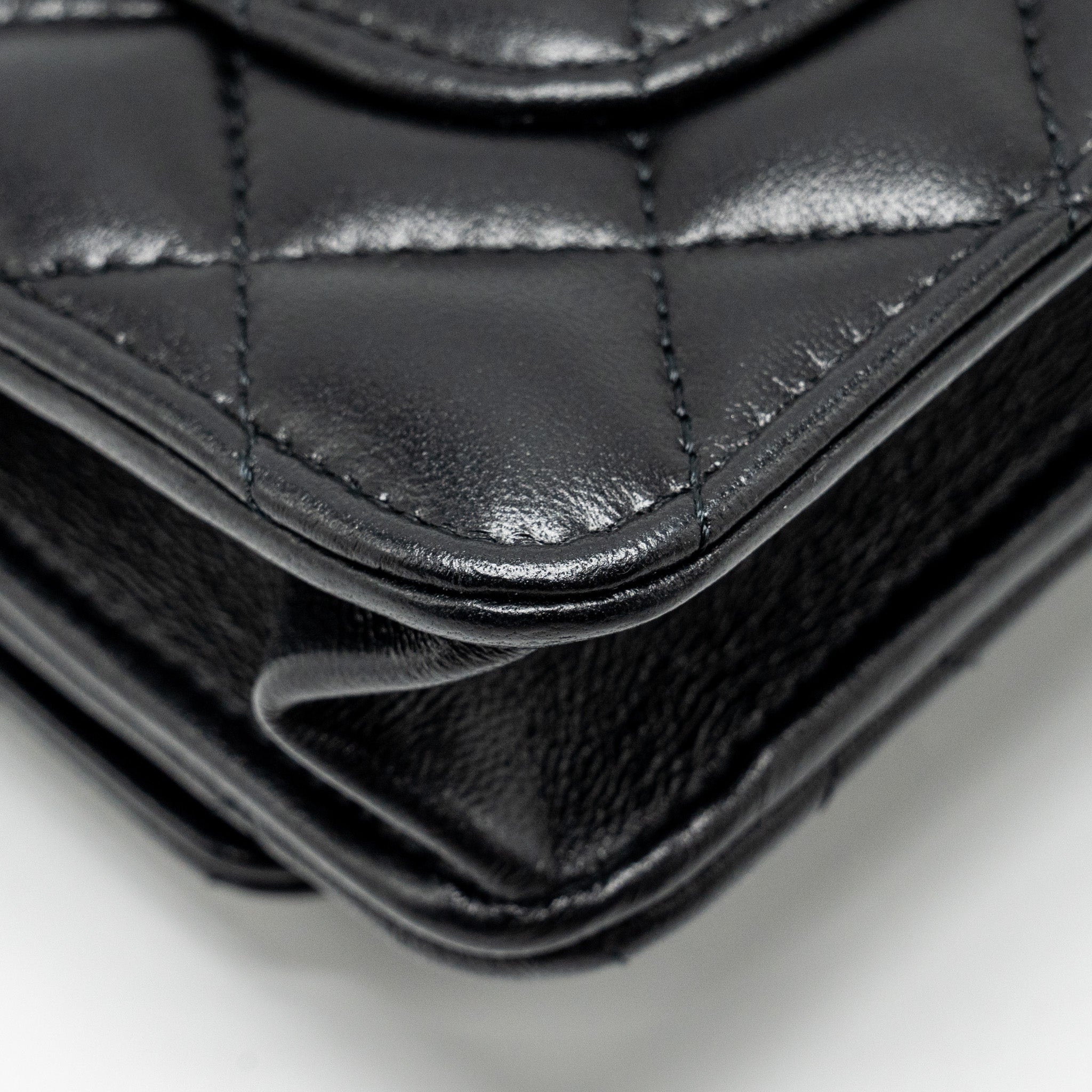 CHANEL LETTER LOGO TOP HANDLE WALLET ON CHAIN LAMBSKIN BLACK GHW (MICROCHIP)