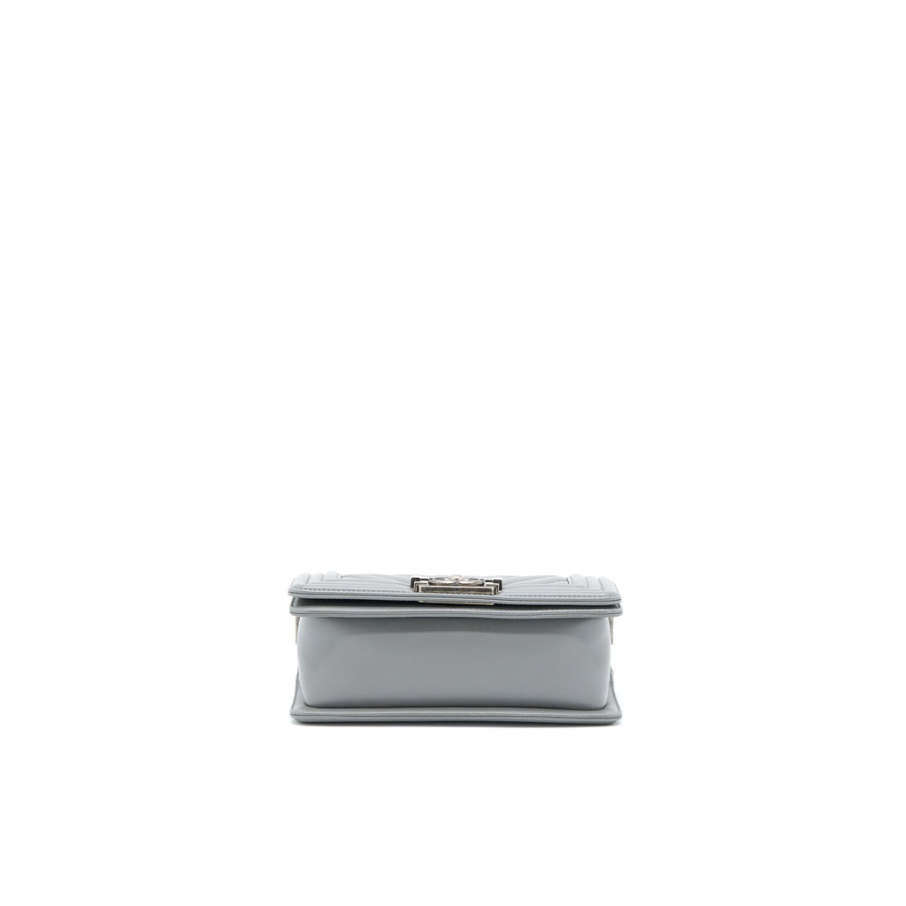 CHANEL SMALL BOY BAG CHEVRON LAMBSKIN GREY RUTHENIUM HARDWARE