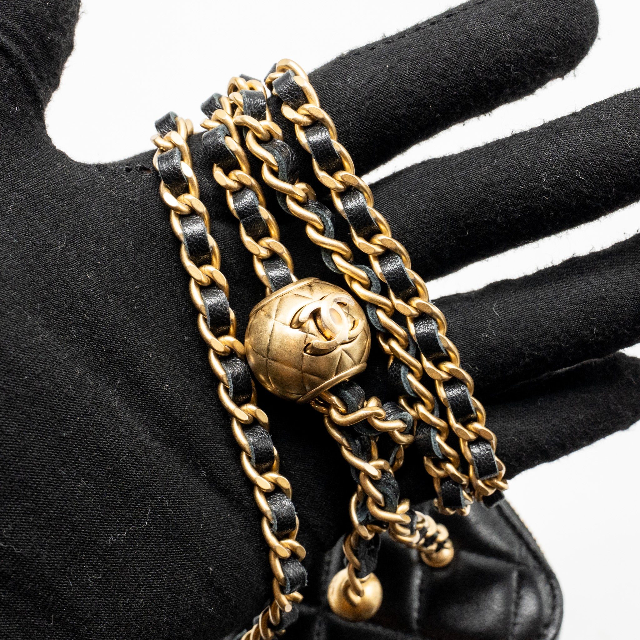 CHANEL PEARL CRUSH MINI VANITY WITH CHAIN LAMBSKIN BLACK GHW (MICROCHIP)