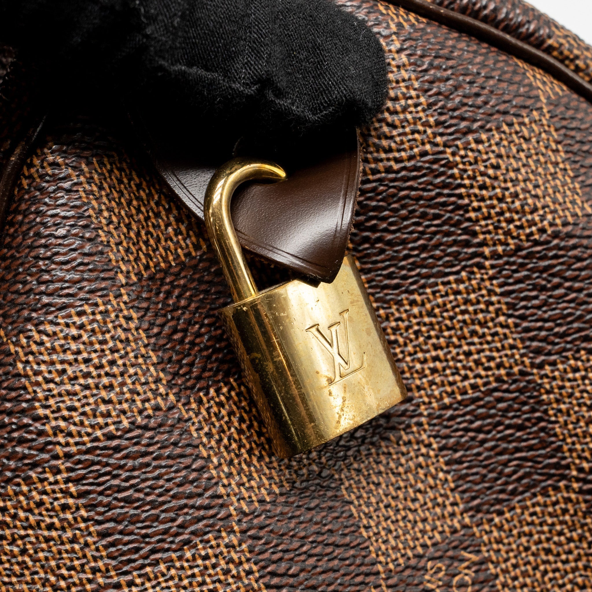 LOUIS VUITTON SPEEDY 25 DAMIER EBENE CANVAS GHW
