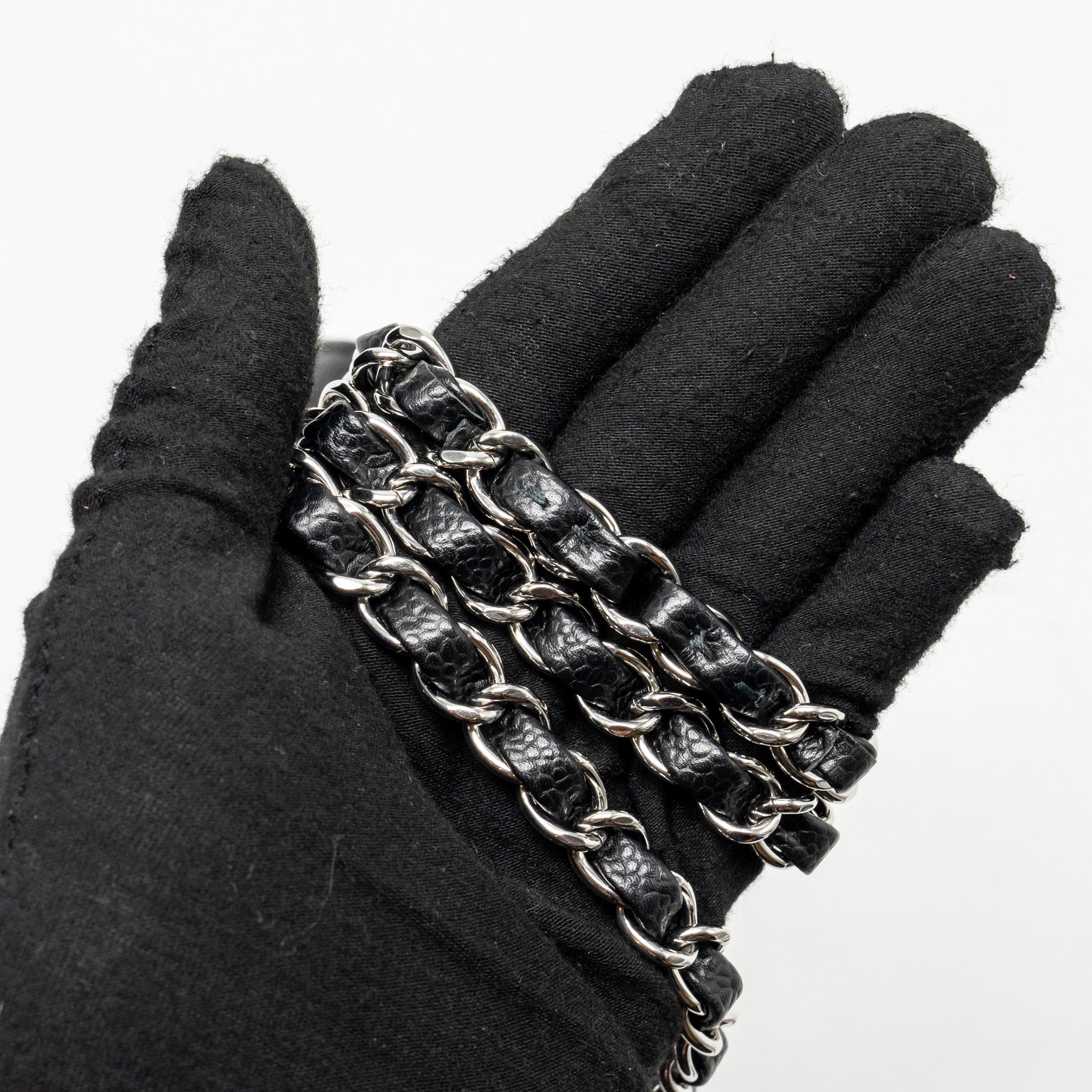 CHANEL MEDIUM CLASSIC DOUBLE FLAP BAG CAVIAR BLACK SHW (MICROCHIP)