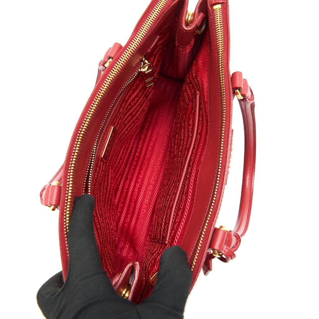 PRADA SAFFIANO TOTE BAG RED WITH GHW