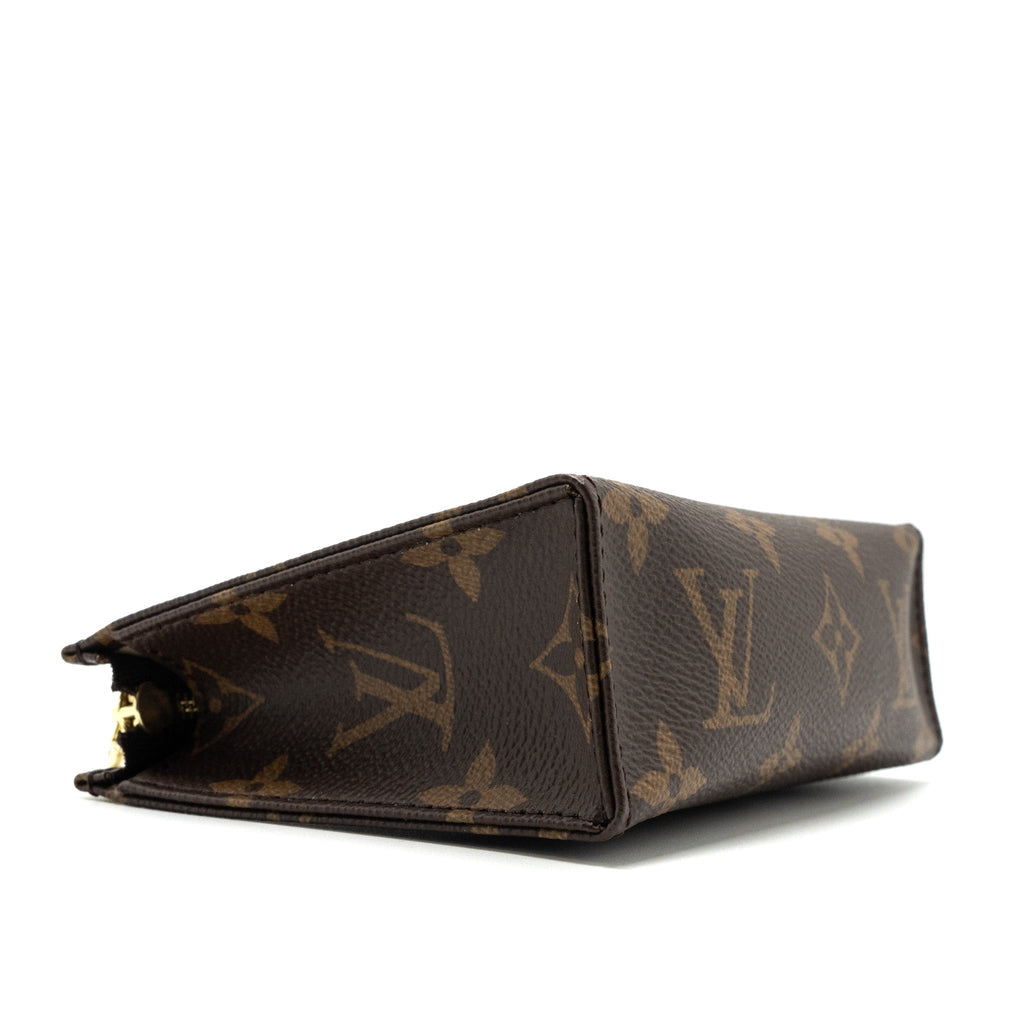 LOUIS VUITTON TOILETRY POUCH 15 MONOGRAM CANVAS GHW
