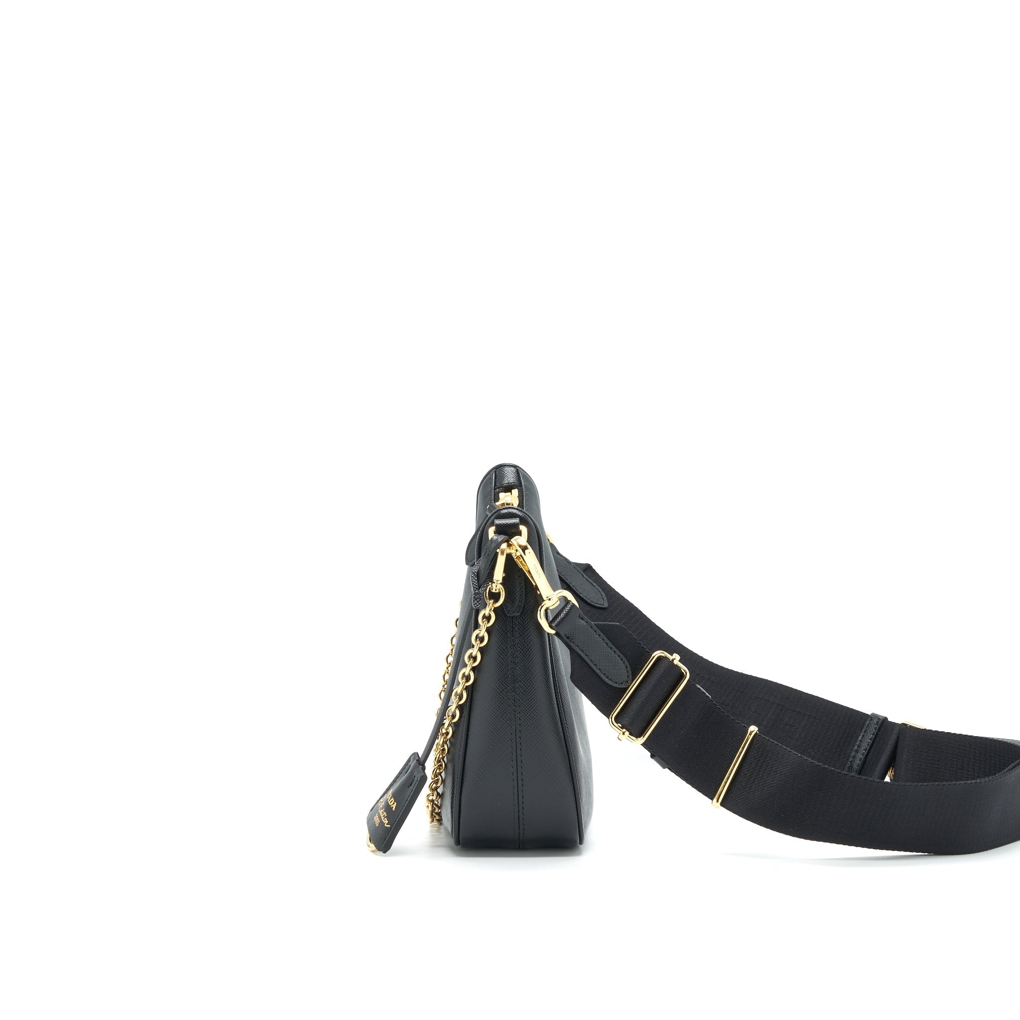 PRADA RE-EDITION SAFFIANO LEATHER IN BLACK