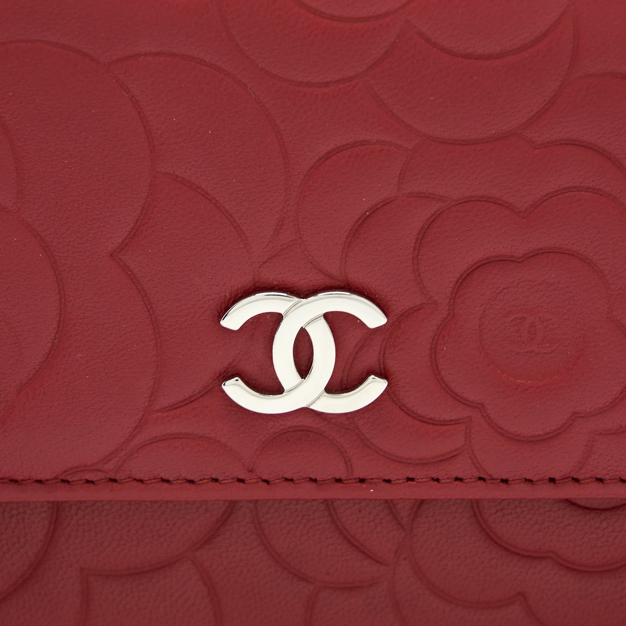 CHANEL CAMELLIA WALLET ON CHAIN LAMBSKIN RED SHW
