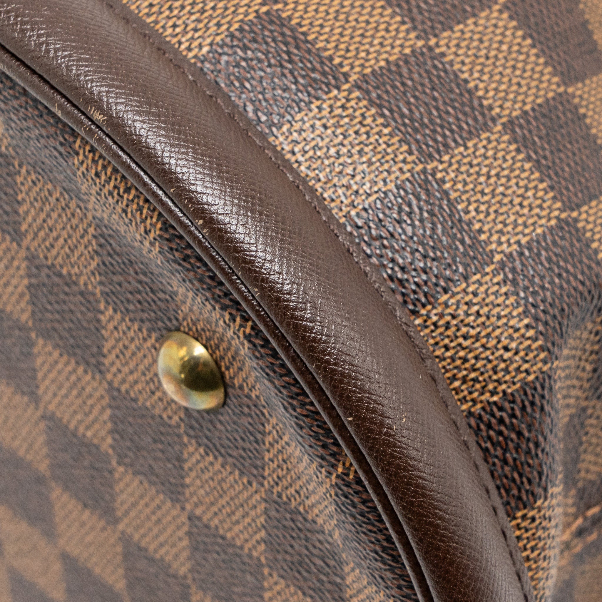 LOUIS VUITTON MARAIS BUCKET BAG DAMIER EBENE GHW