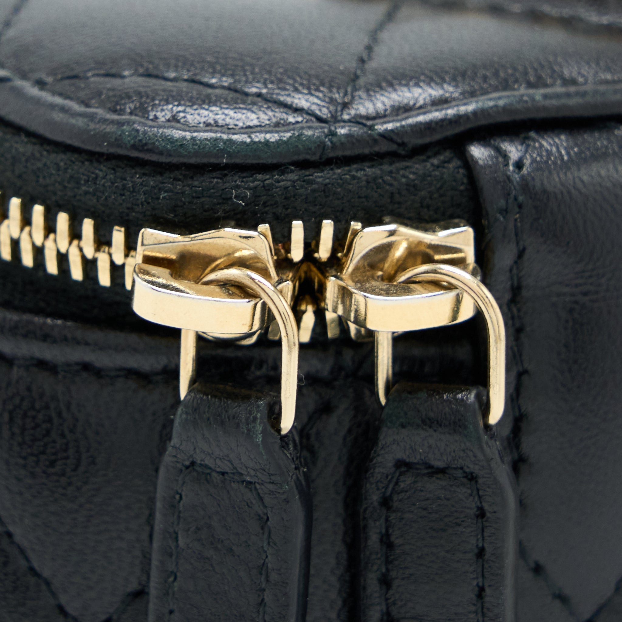 CHANEL LONG VANITY WITH CHAIN LAMBSKIN BLACK LGHW