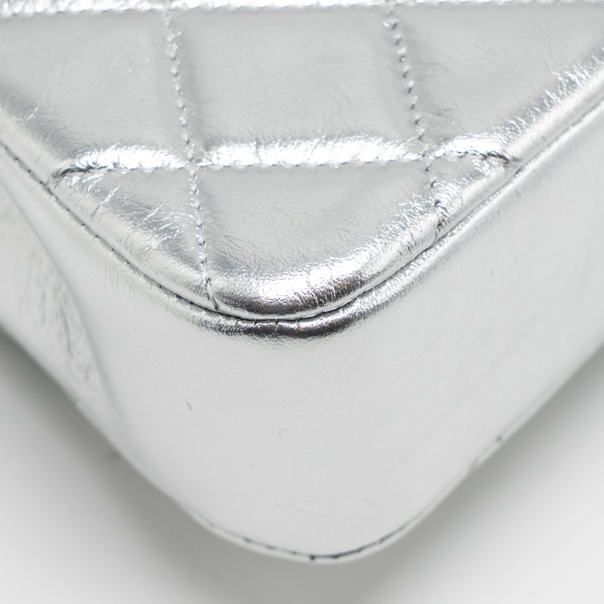 CHANEL 25S O-PHONE HOLDER WITH CHAIN CALFSKIN SILVER SHW(MICROCHIP)