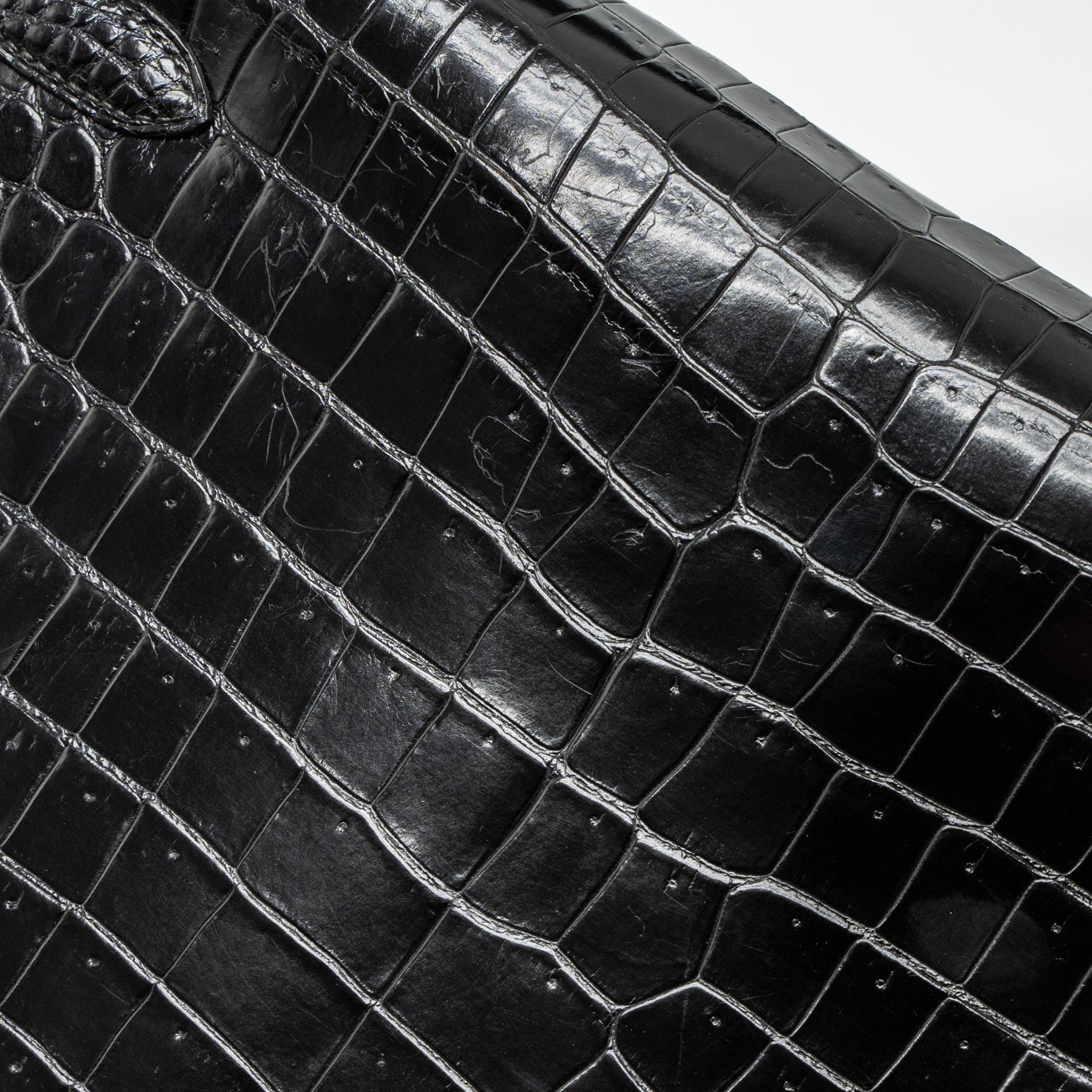 HERMES KELLY 32 SHINY CROCODILE POROSUS BLACK GHW
