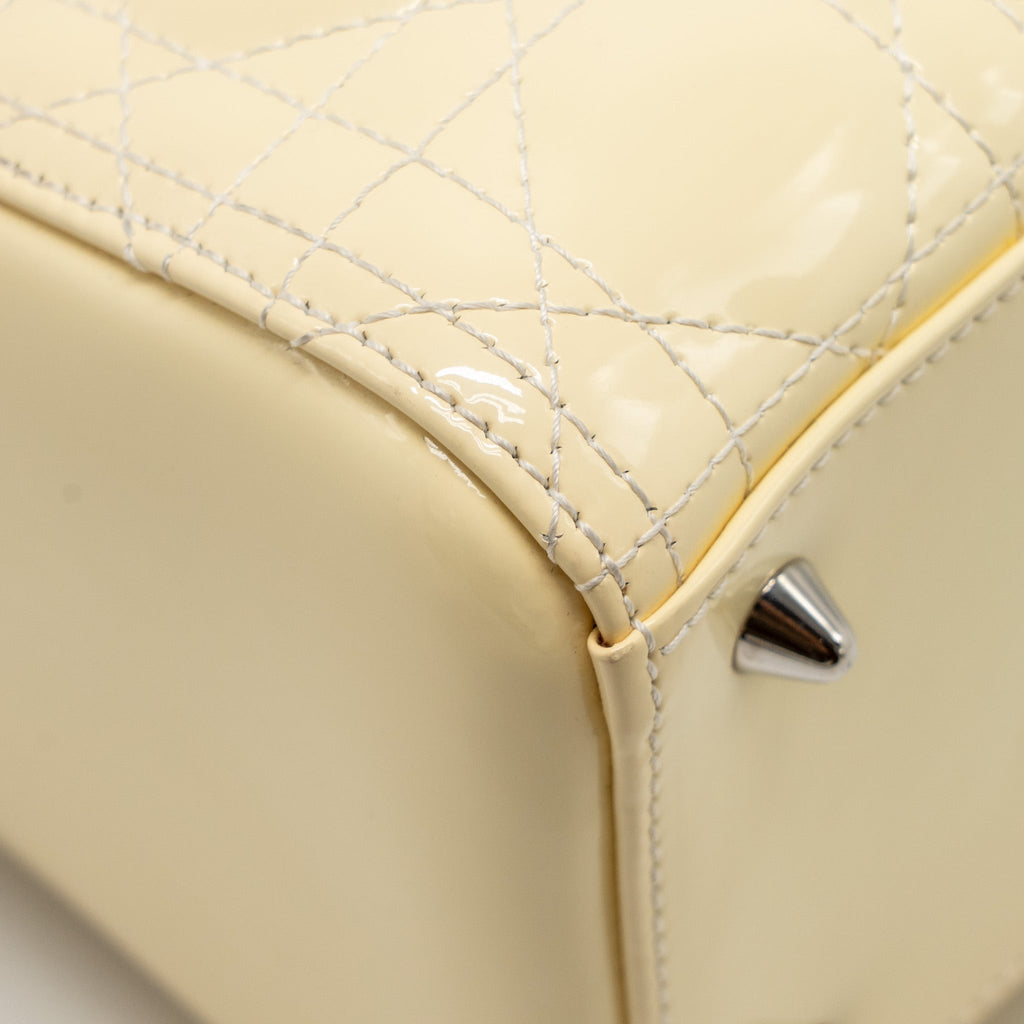 DIOR MEDIUM LADY DIOR PATENT LIGHT YELLOW SHW