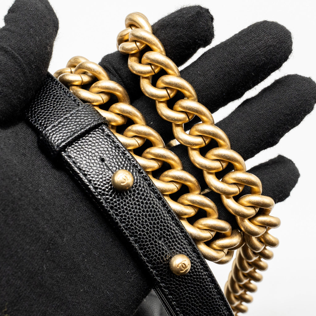 CHANEL MEDIUM BOY BAG CAVIAR BLACK GHW (MICROCHIP)