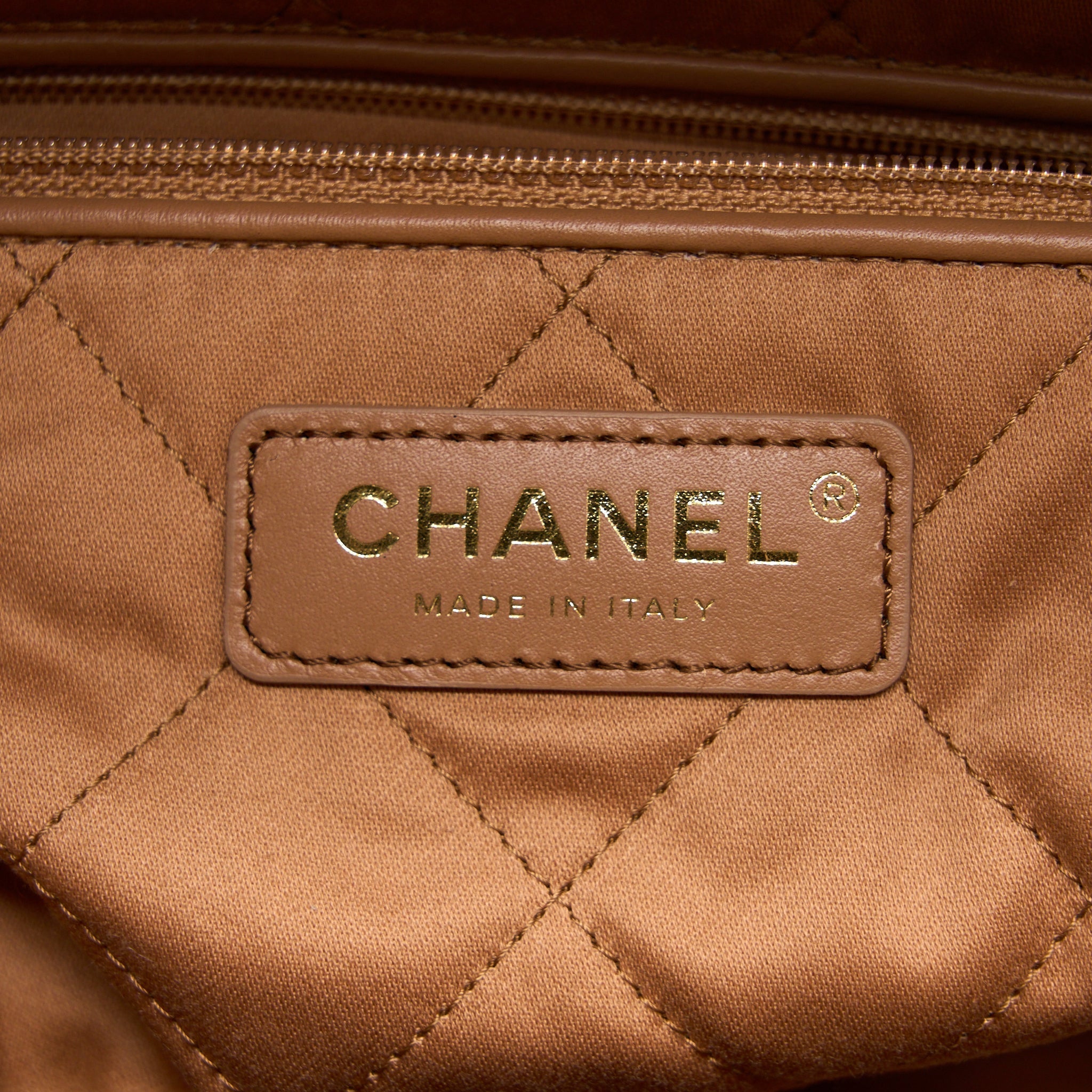 CHANEL SMALL 22 BAG SHINY CALFSKIN CARAMEL GHW (MICROCHIP)