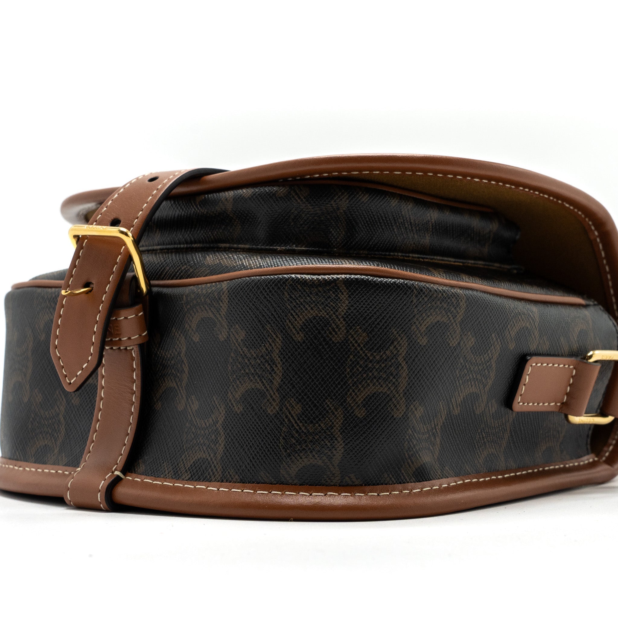 CELINE MEDIUM FOLCO BAG TRIOMPHE CANVAS AND CALFSKIN TAN GHW