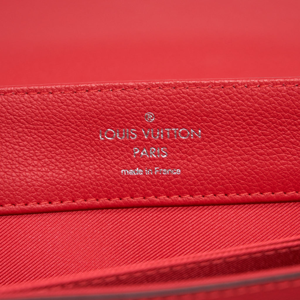 LOUIS VUITTON LOCKME BAG RED SHW YEAR 2016