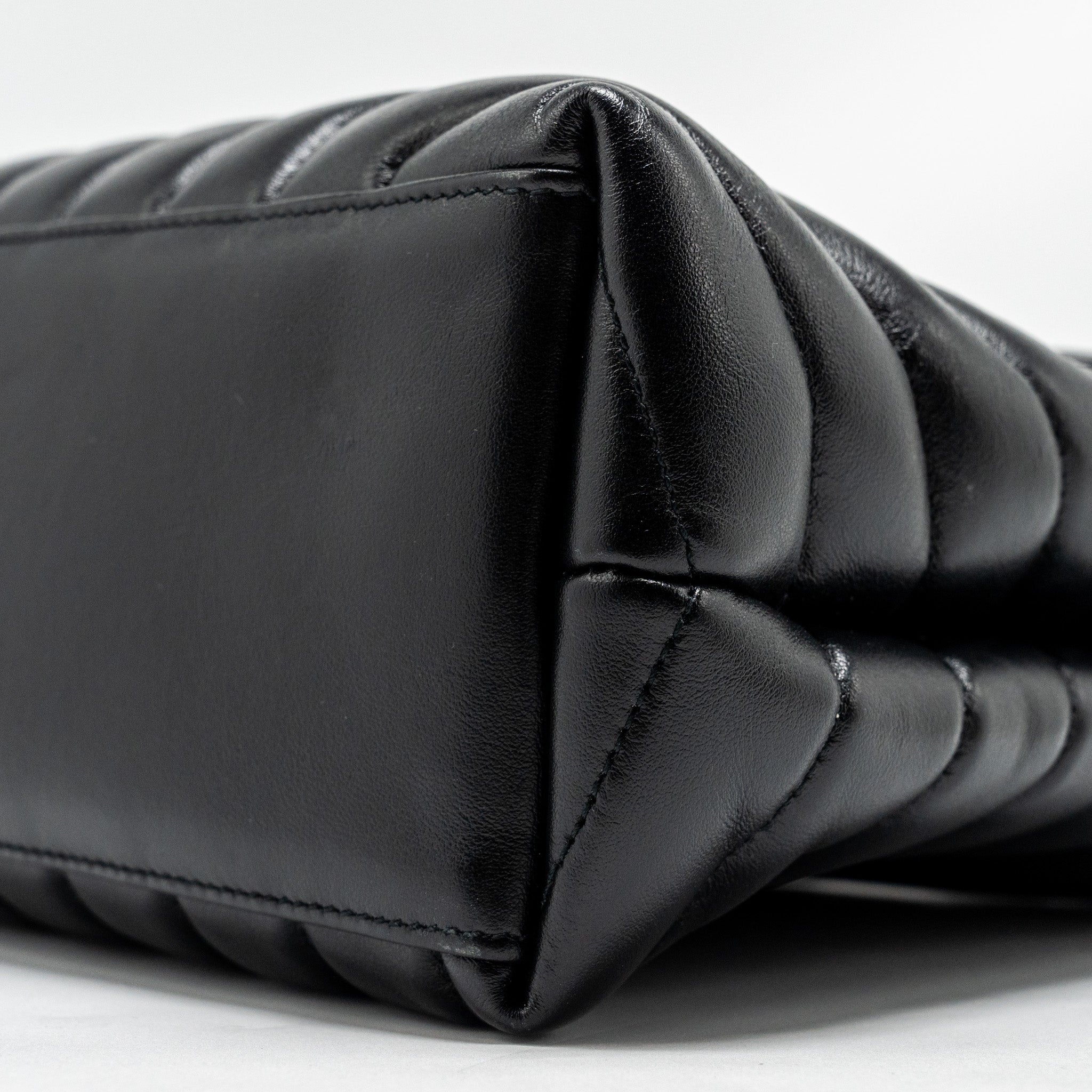 SAINT LAURENT /YSL MEDIUM LOU LOU BAG CALFSKIN BLACK RUTHENIUM HARDWARE