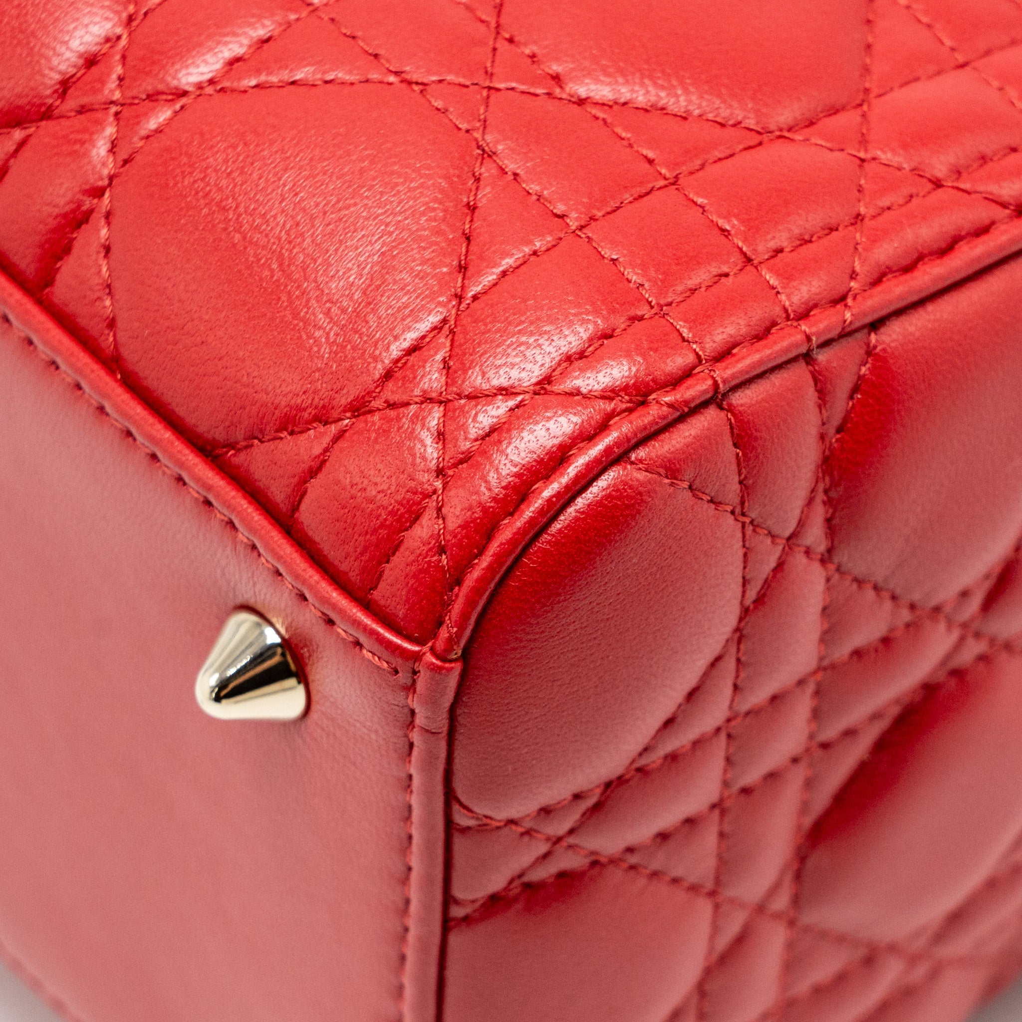 DIOR MEDIUM LADY DIOR LAMBSKIN RED LGHW