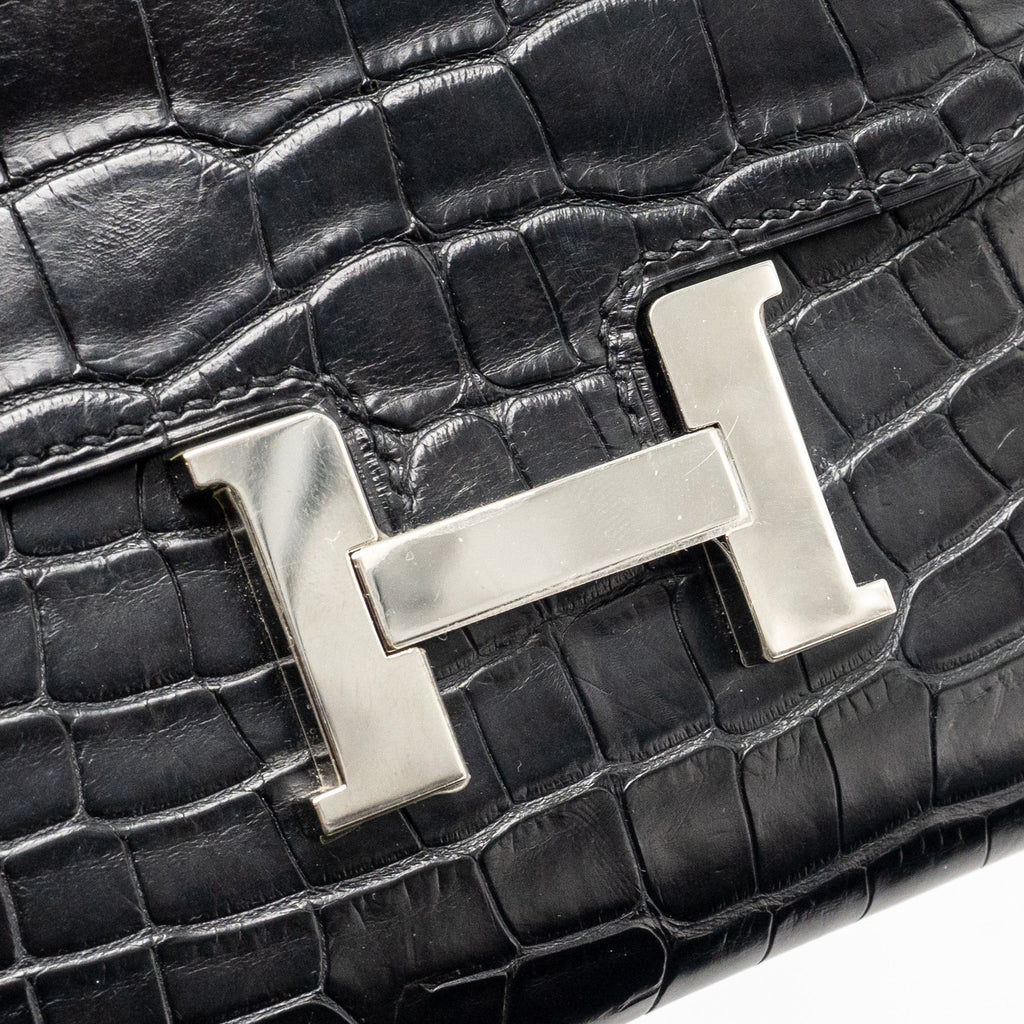 HERMES CONSTANCE WALLET ALLIGATOR MISSISSIPPIENSIS BLACK SHW