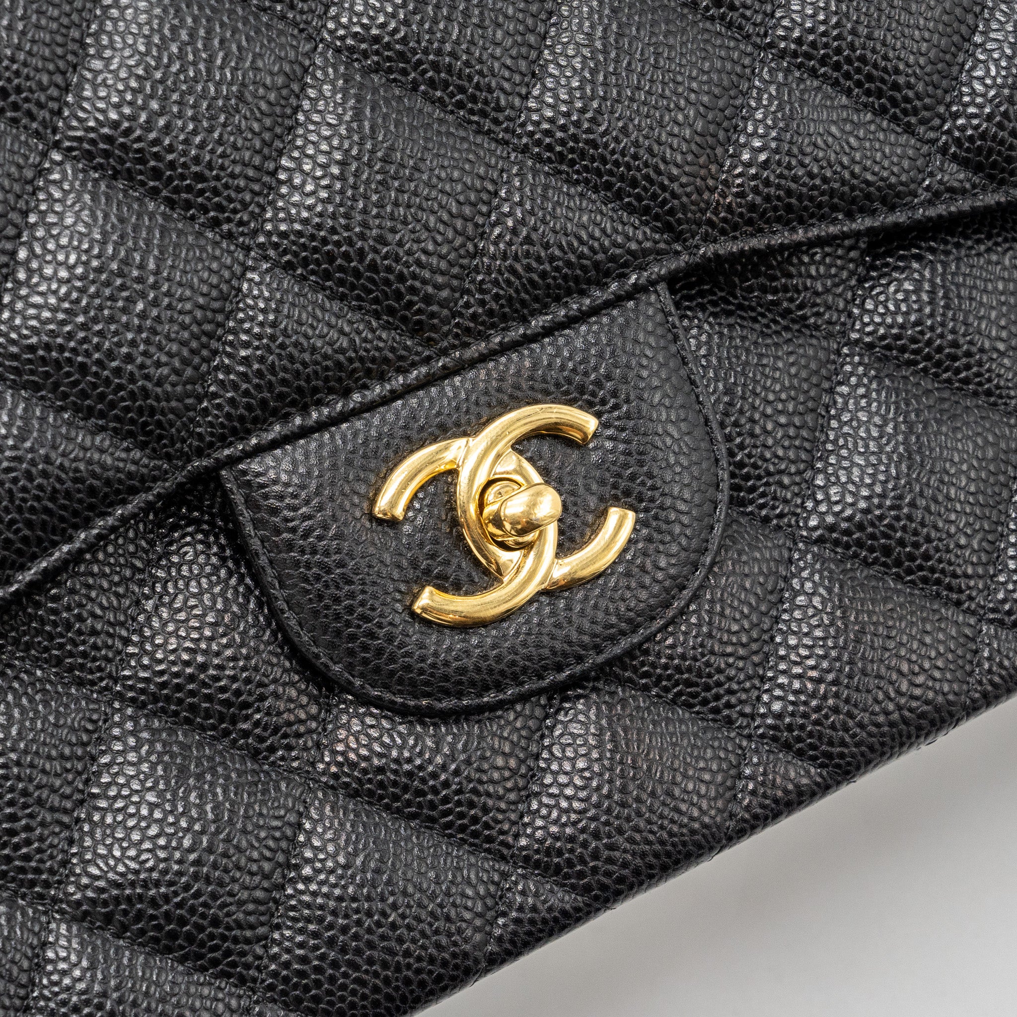 CHANEL JUMBO CLASSIC DOUBLE FLAP BAG CAVIAR BLACK GHW