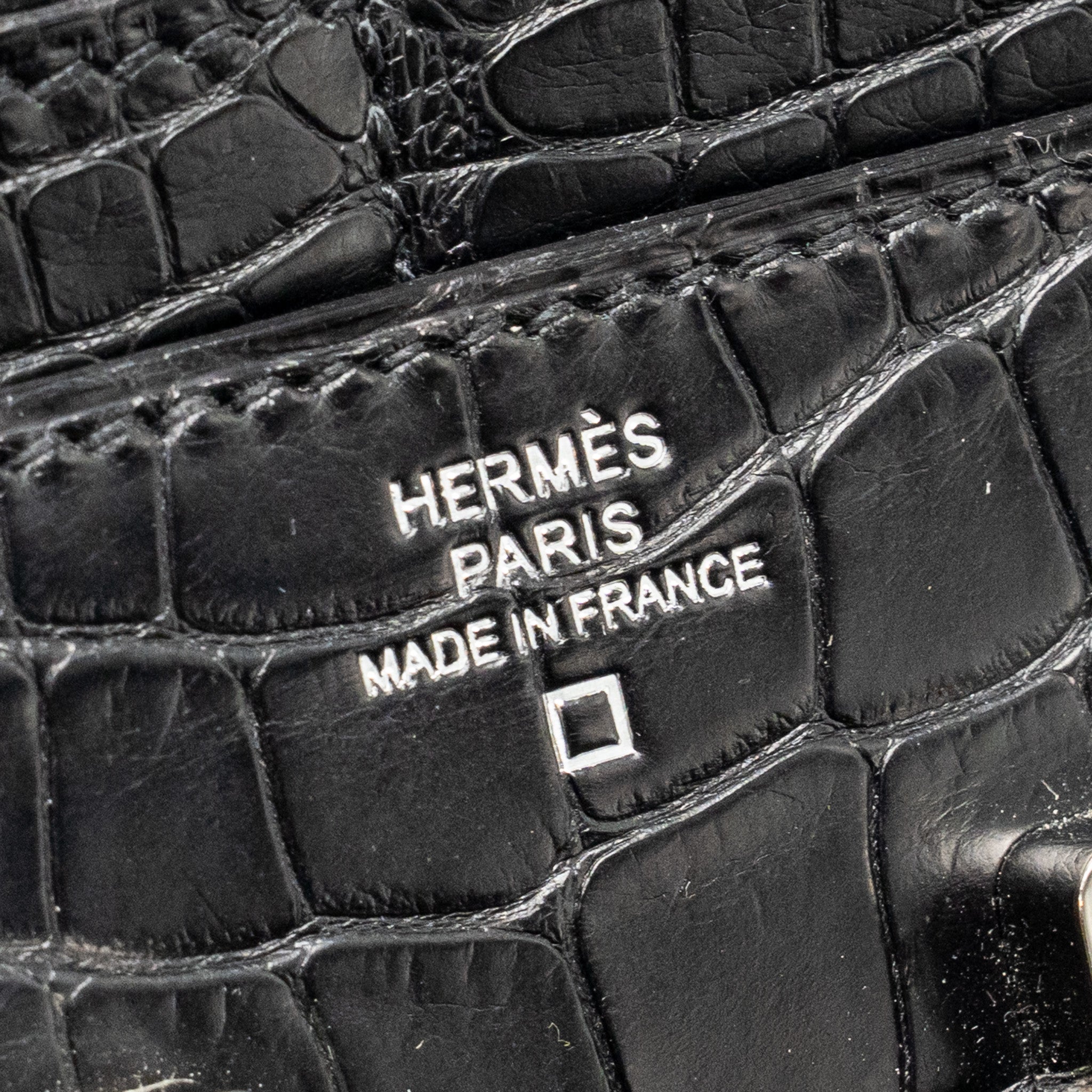 HERMES CONSTANCE WALLET ALLIGATOR MISSISSIPPIENSIS BLACK SHW