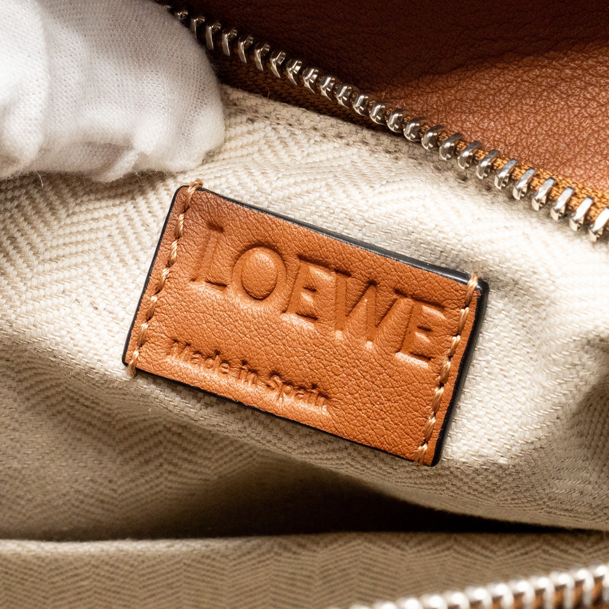 LOEWE SMALL PUZZLE BAG CALFSKIN TAN GHW