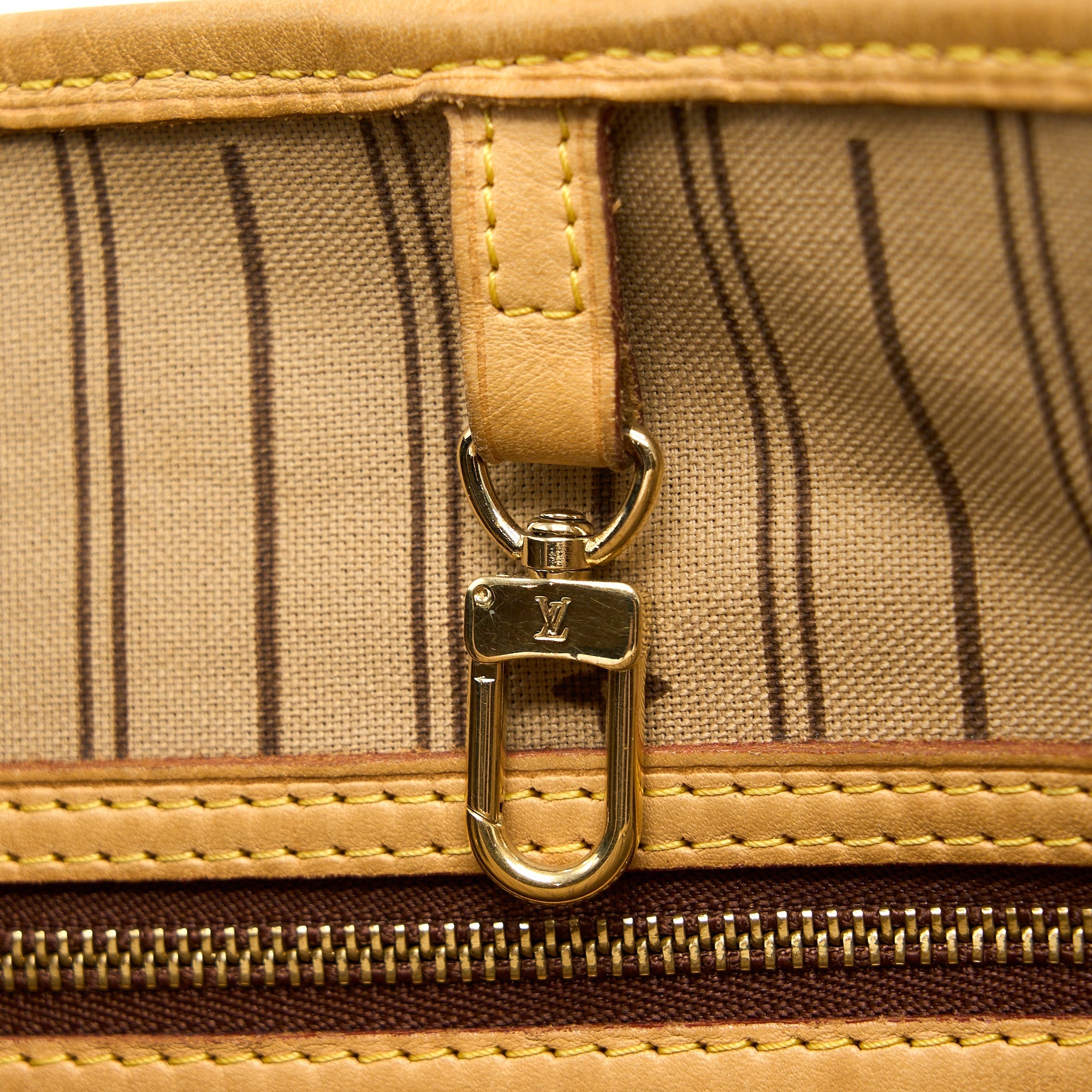 LOUIS VUITTON NEVERFULL MM MONOGRAM CANVAS GHW