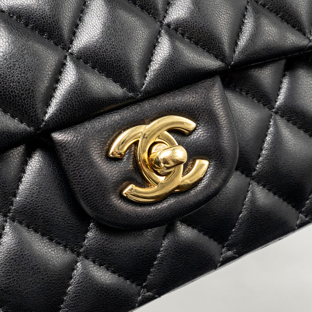 CHANEL MEDIUM CLASSIC DOUBLE FLAP BAG LAMBSKIN BLACK GHW
