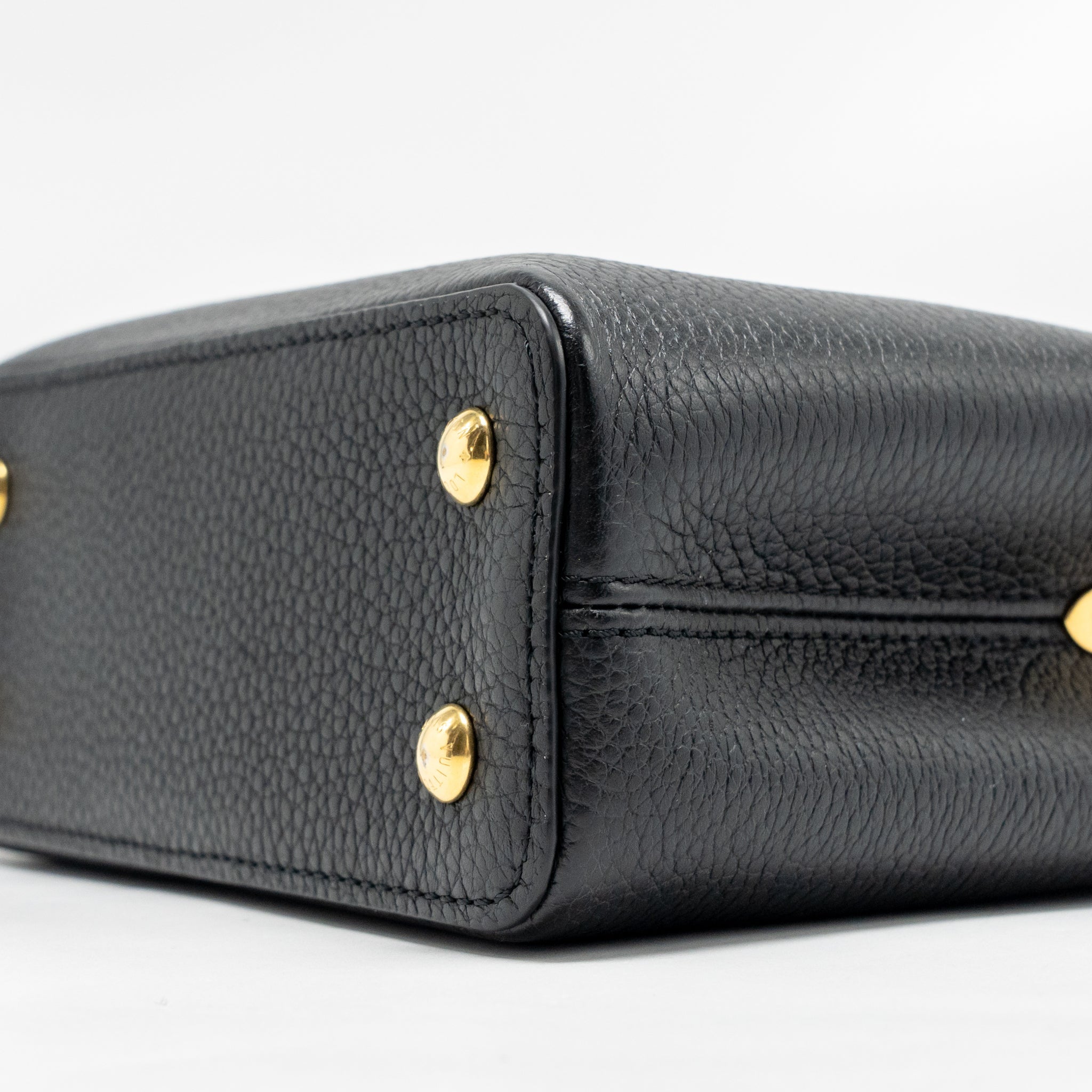 LOUIS VUITTON CAPUCINES MINI TAURILLON BLACK GHW