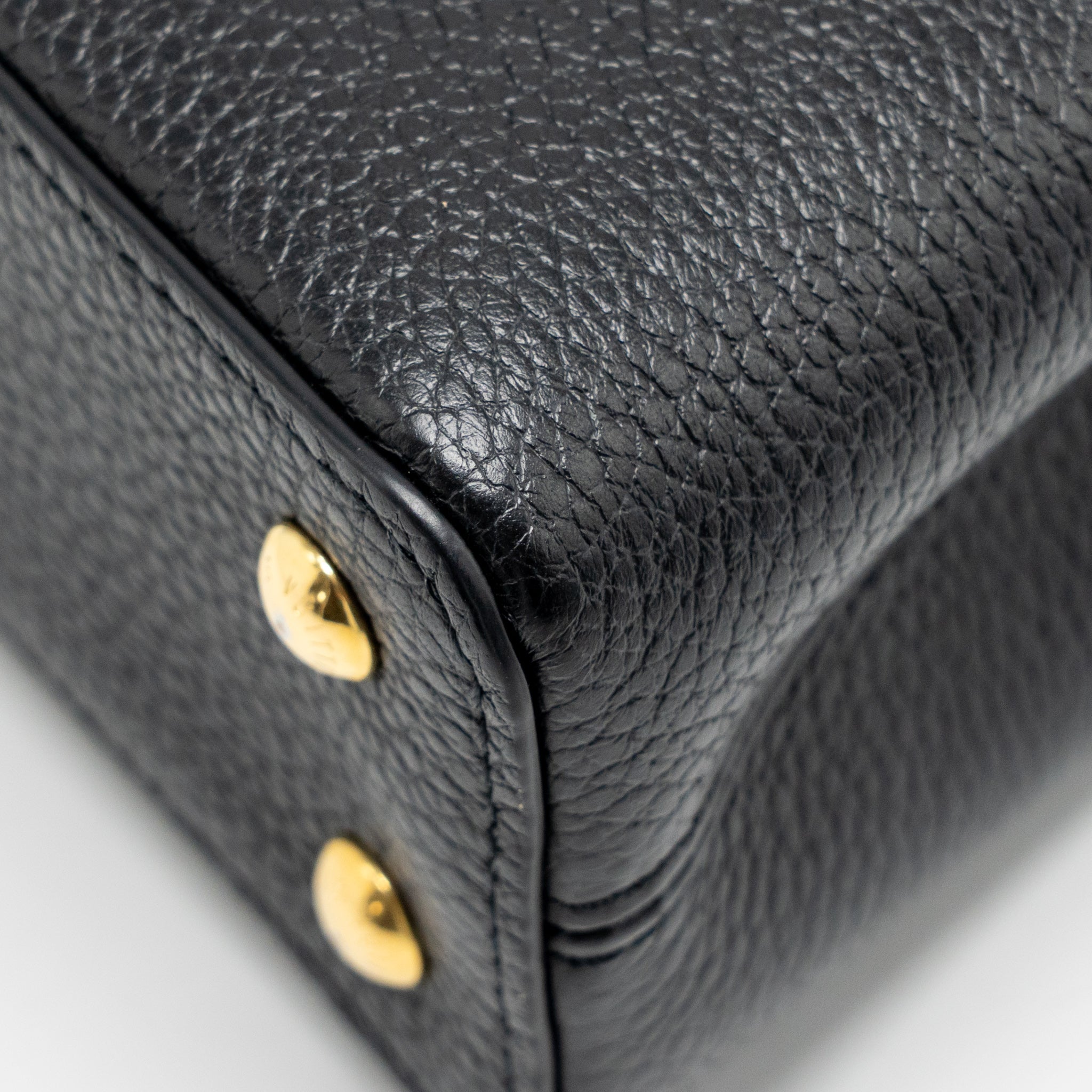 LOUIS VUITTON CAPUCINES MINI TAURILLON BLACK GHW