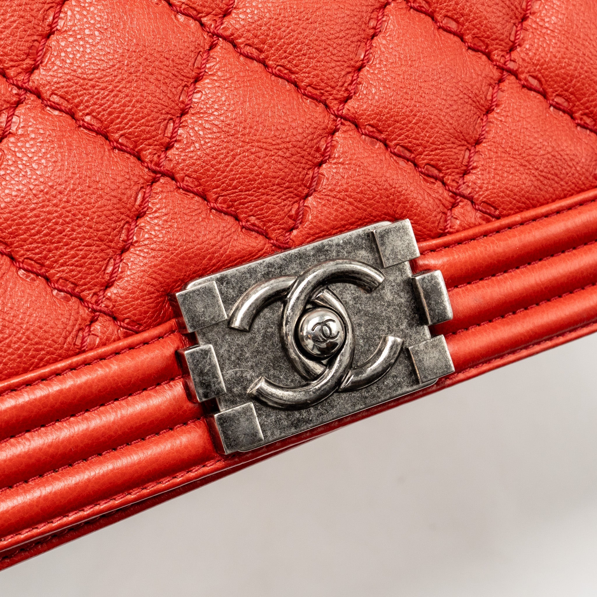 CHANEL QUILTED MEDIUM BOY BAG CALFSKIN RED RUTHENIUM SILVER HARDWARE