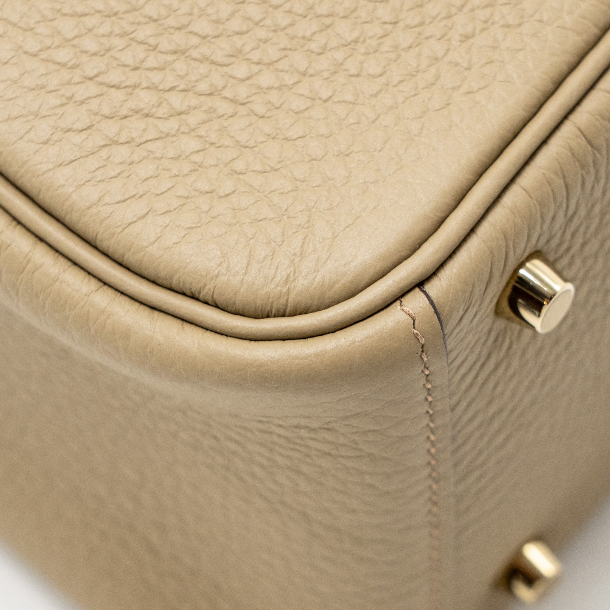 HERMES MINI LINDY II CLEMENCE 8Q BEIGE MARFA GHW