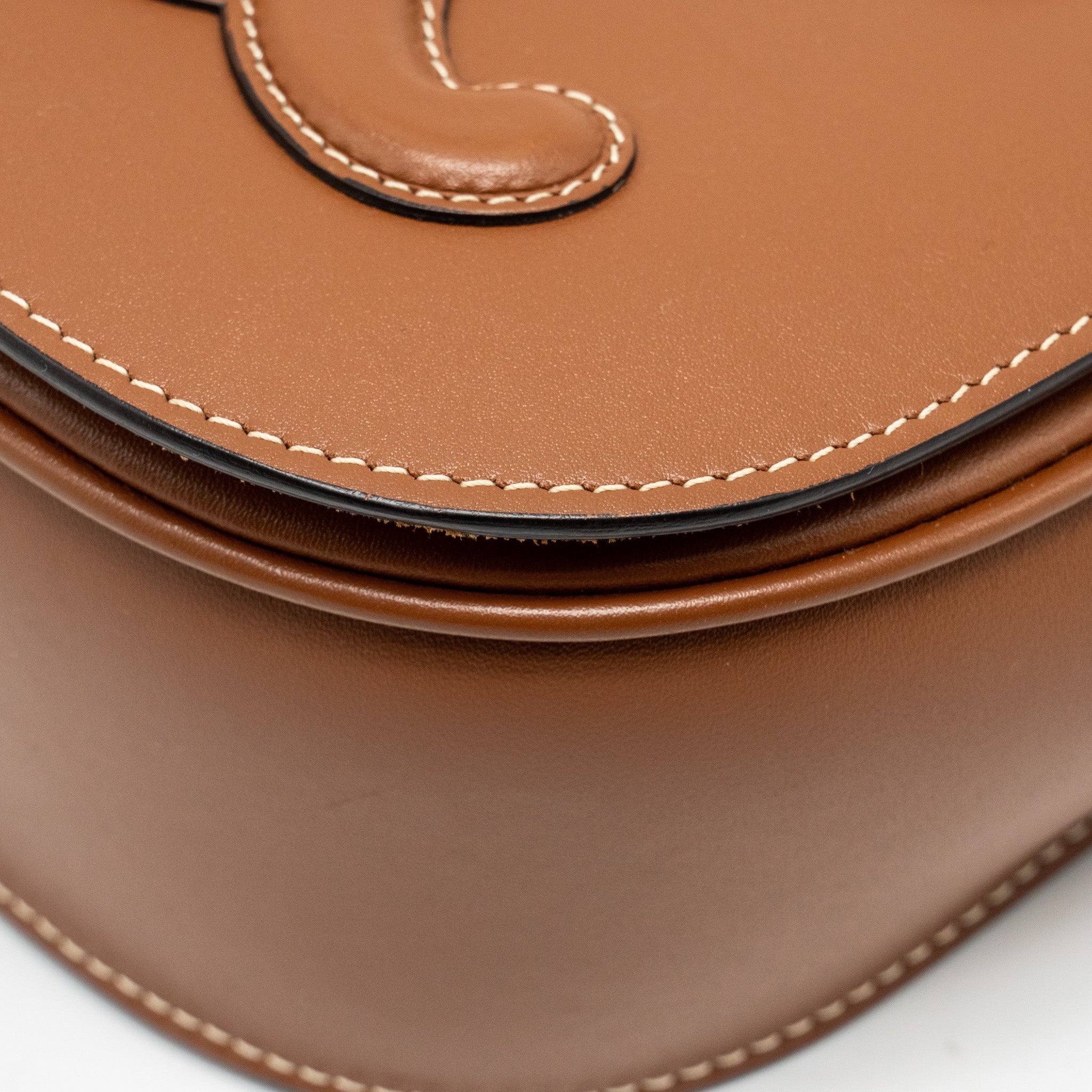 CELINE FOLCO CUIR TRIOMPHE SMOOTH CALFSKIN TAN GHW