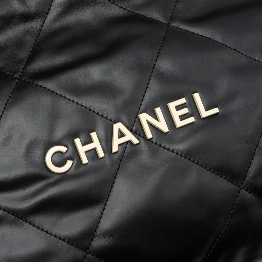 CHANEL MEDIUM 22 BAG WHITE LETTER CALFSKIN BLACK GHW(MICROCHIP)