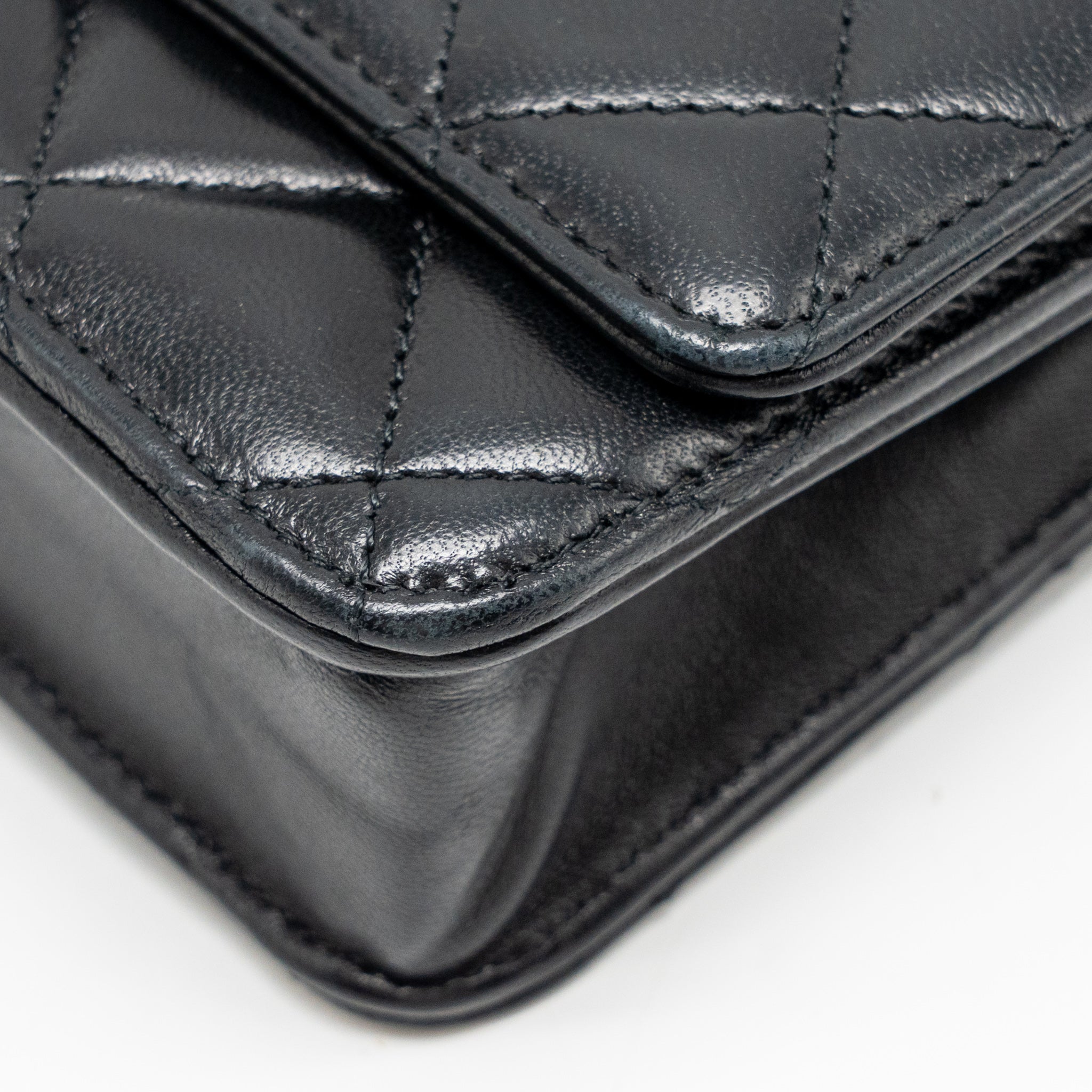 CHANEL PEARL CRUSH WALLET ON CHAIN LAMBSKIN BLACK GHW (MICROCHIP)