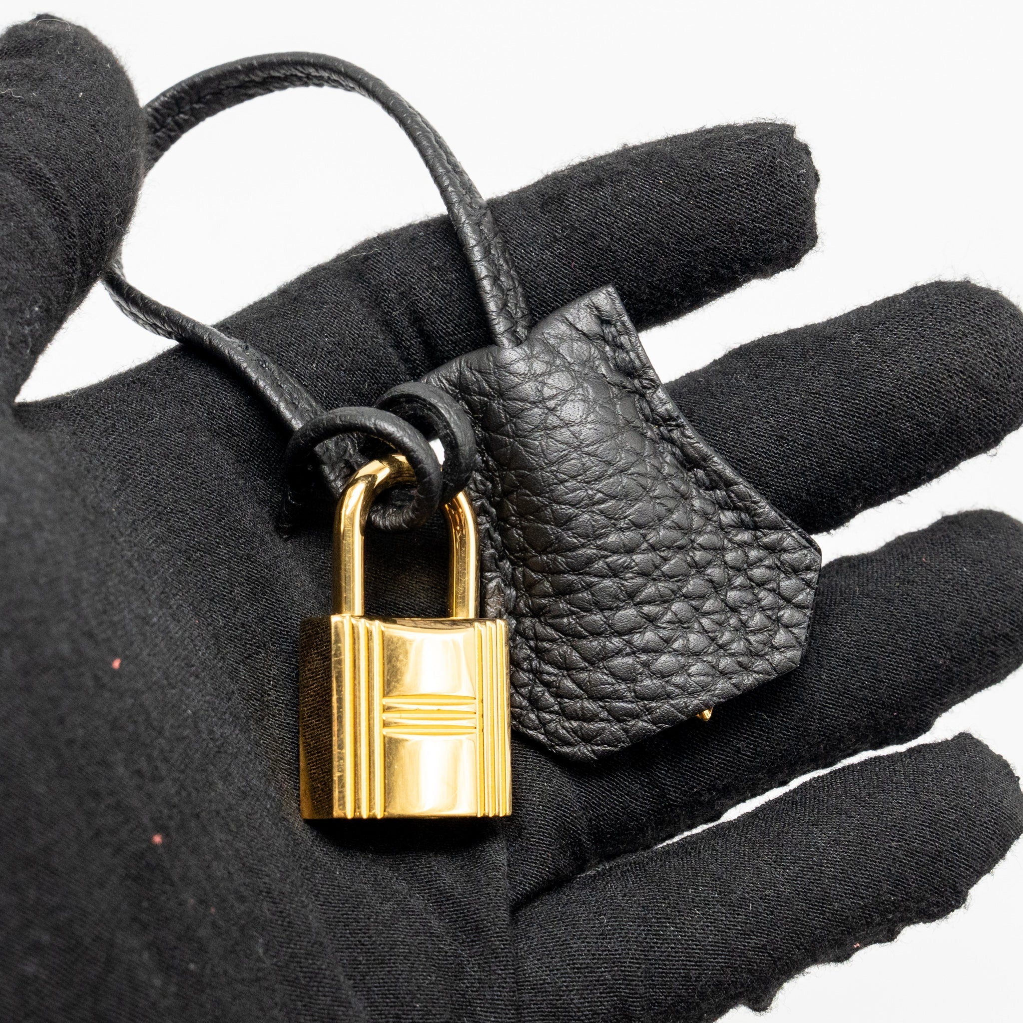 HERMES KELLY 28 TOGO BLACK GHW